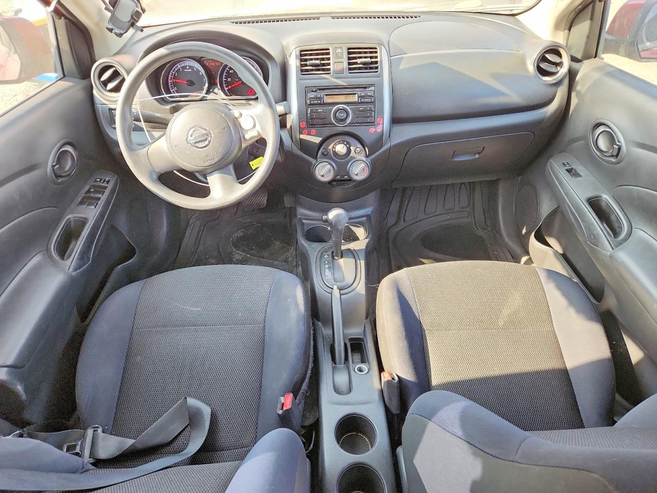 2012 Nissan Versa 1.6 S Red vin: 3N1CN7AP7CL907809