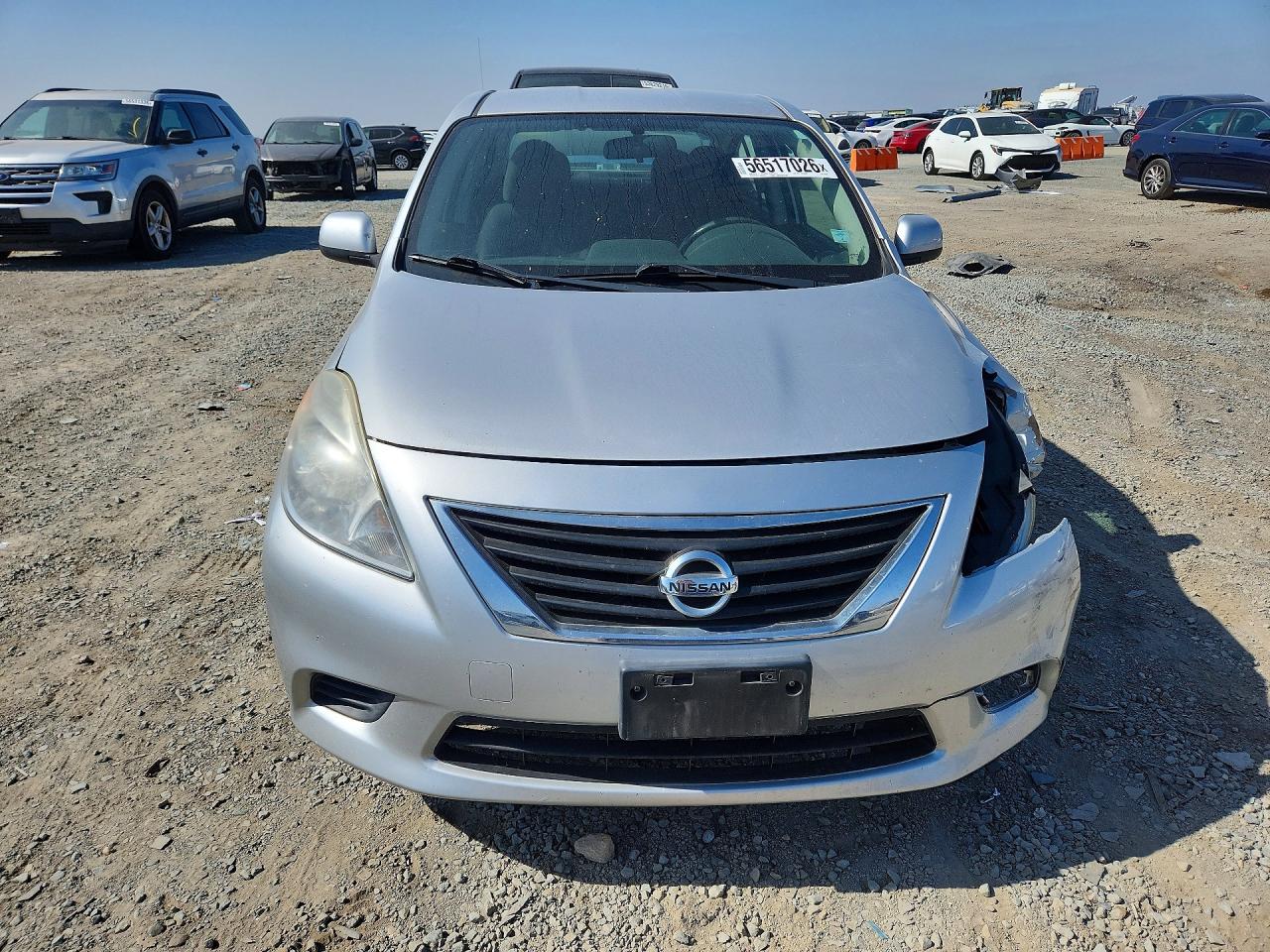 2013 Nissan Versa 1.6 S Silver vin: 3N1CN7AP7DL848701