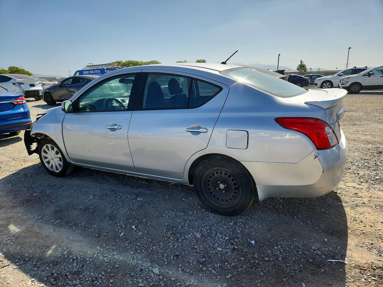 2013 Nissan Versa 1.6 S Silver vin: 3N1CN7AP7DL848701