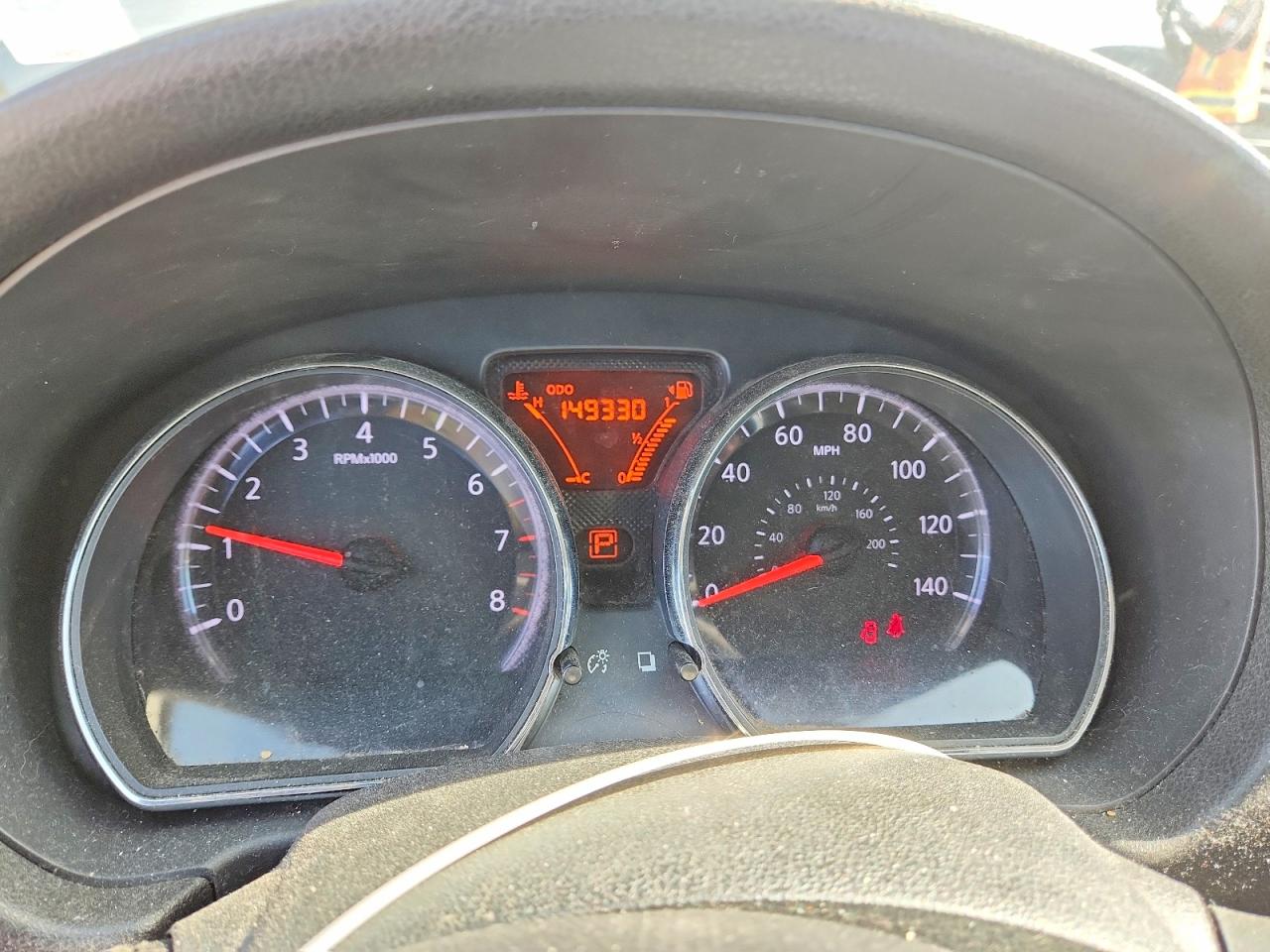 2013 Nissan Versa 1.6 S Silver vin: 3N1CN7AP7DL848701