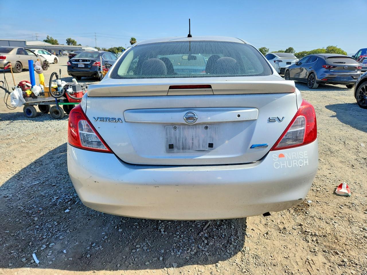2013 Nissan Versa 1.6 S Silver vin: 3N1CN7AP7DL848701