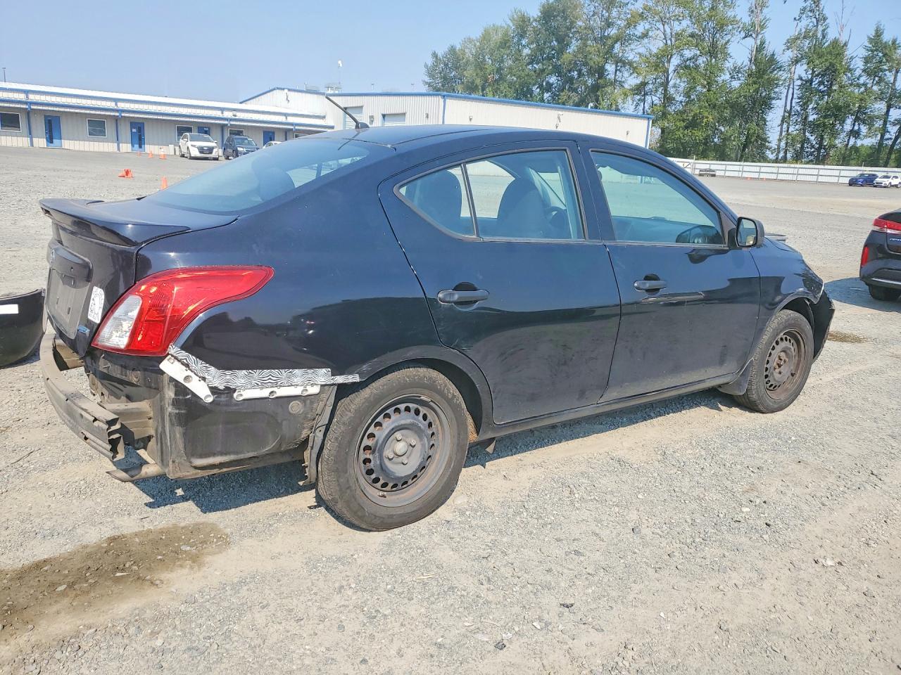 2013 Nissan Versa 1.6 S Black vin: 3N1CN7AP7DL855177