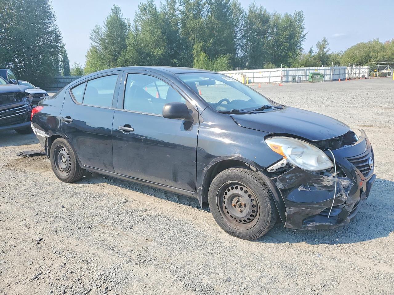 2013 Nissan Versa 1.6 S Black vin: 3N1CN7AP7DL855177