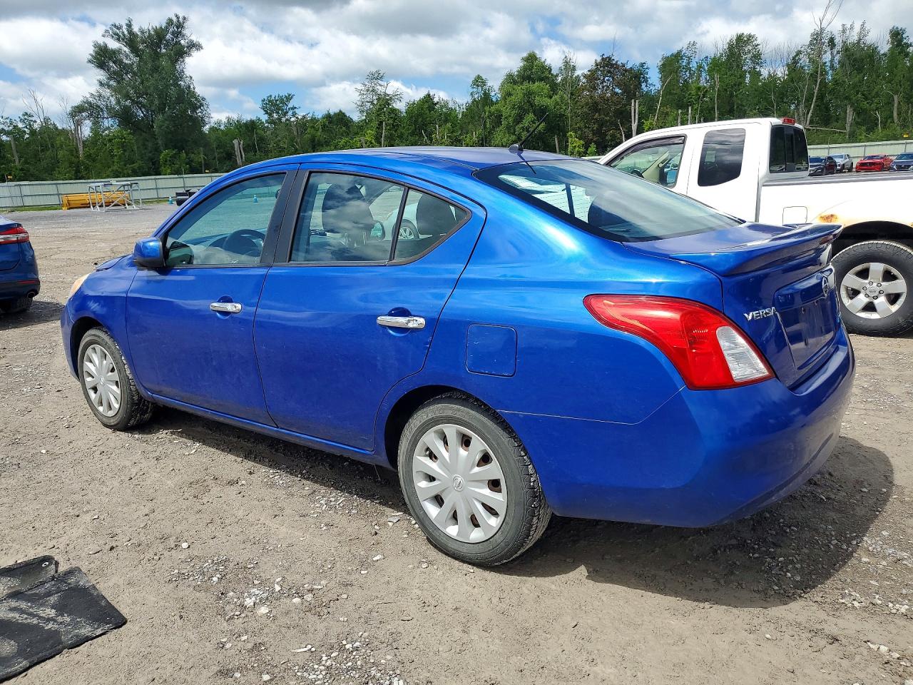 2013 Nissan Versa 1.6 S Blue vin: 3N1CN7AP7DL860671