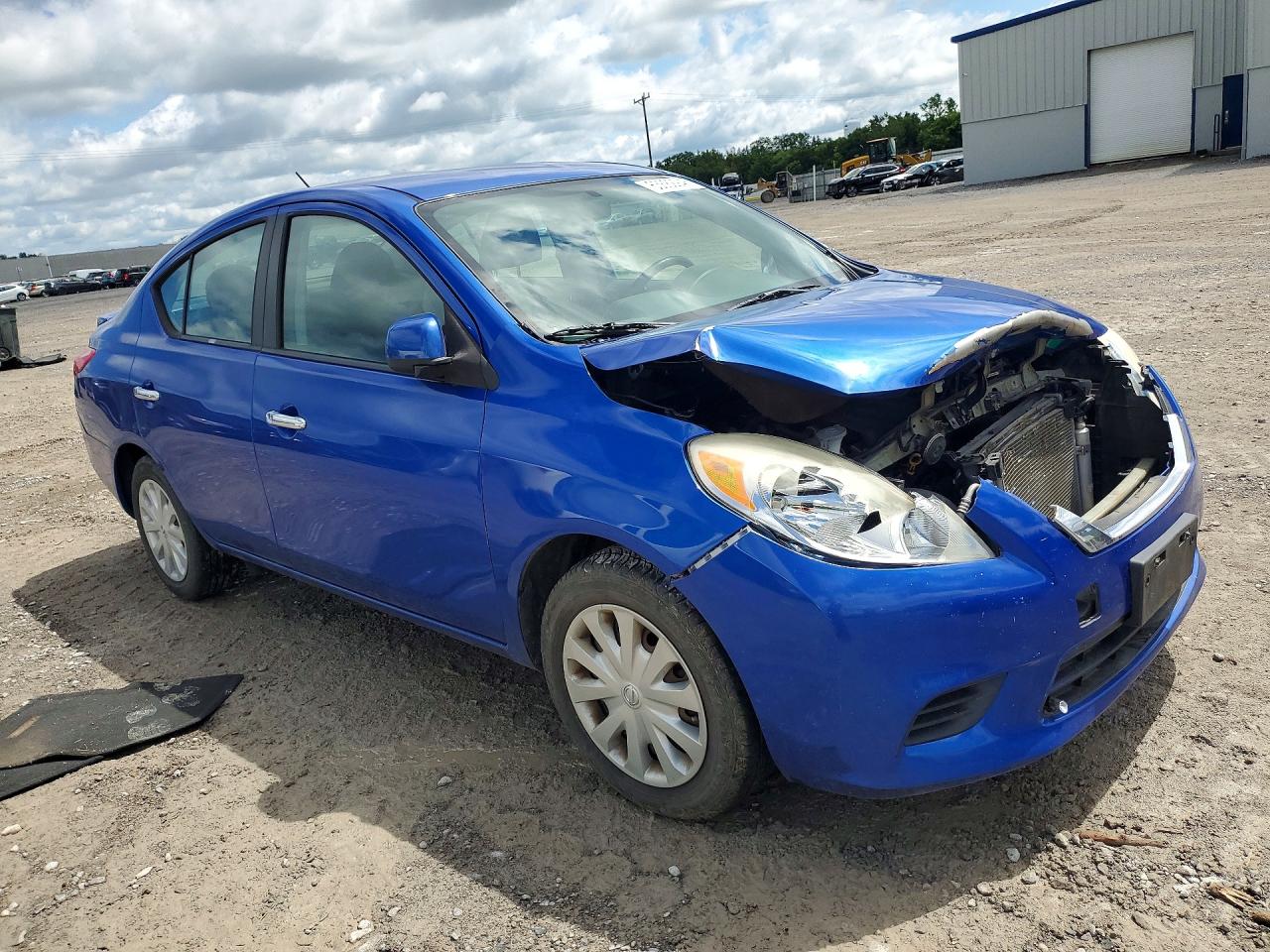 2013 Nissan Versa 1.6 S Blue vin: 3N1CN7AP7DL860671