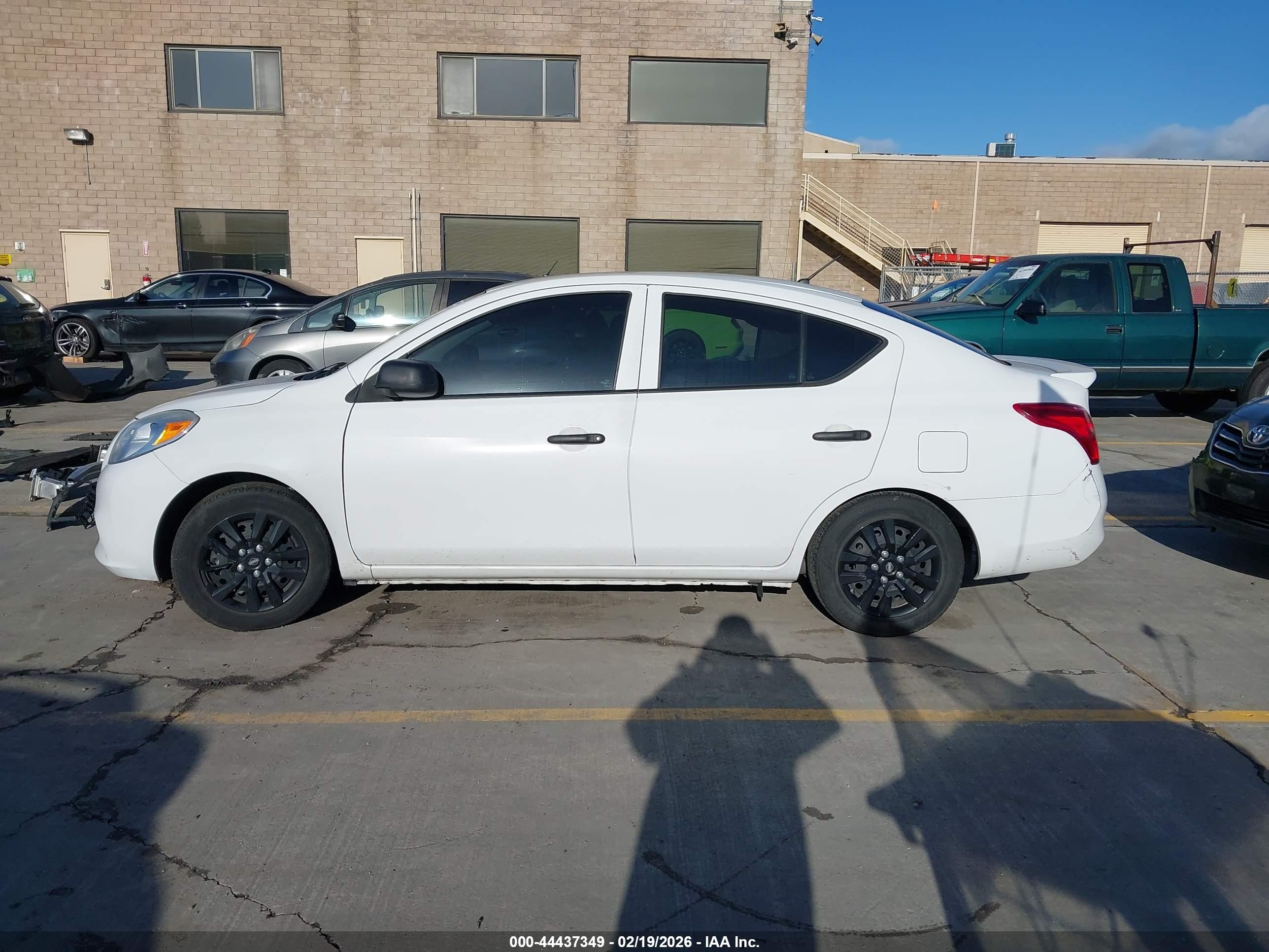 2014 Nissan Versa 1.6 S+ White vin: 3N1CN7AP7EL818602