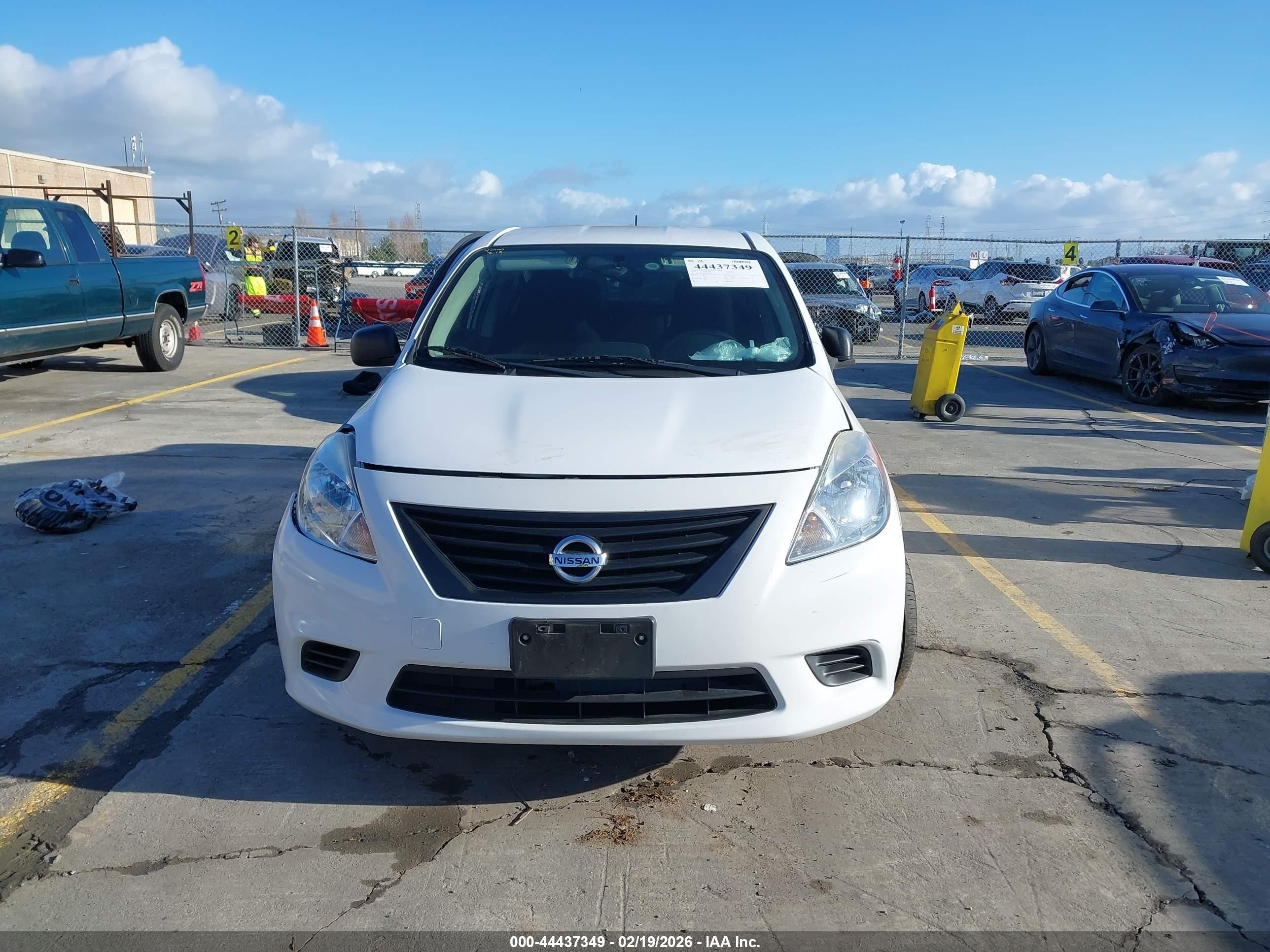 2014 Nissan Versa 1.6 S+ White vin: 3N1CN7AP7EL818602