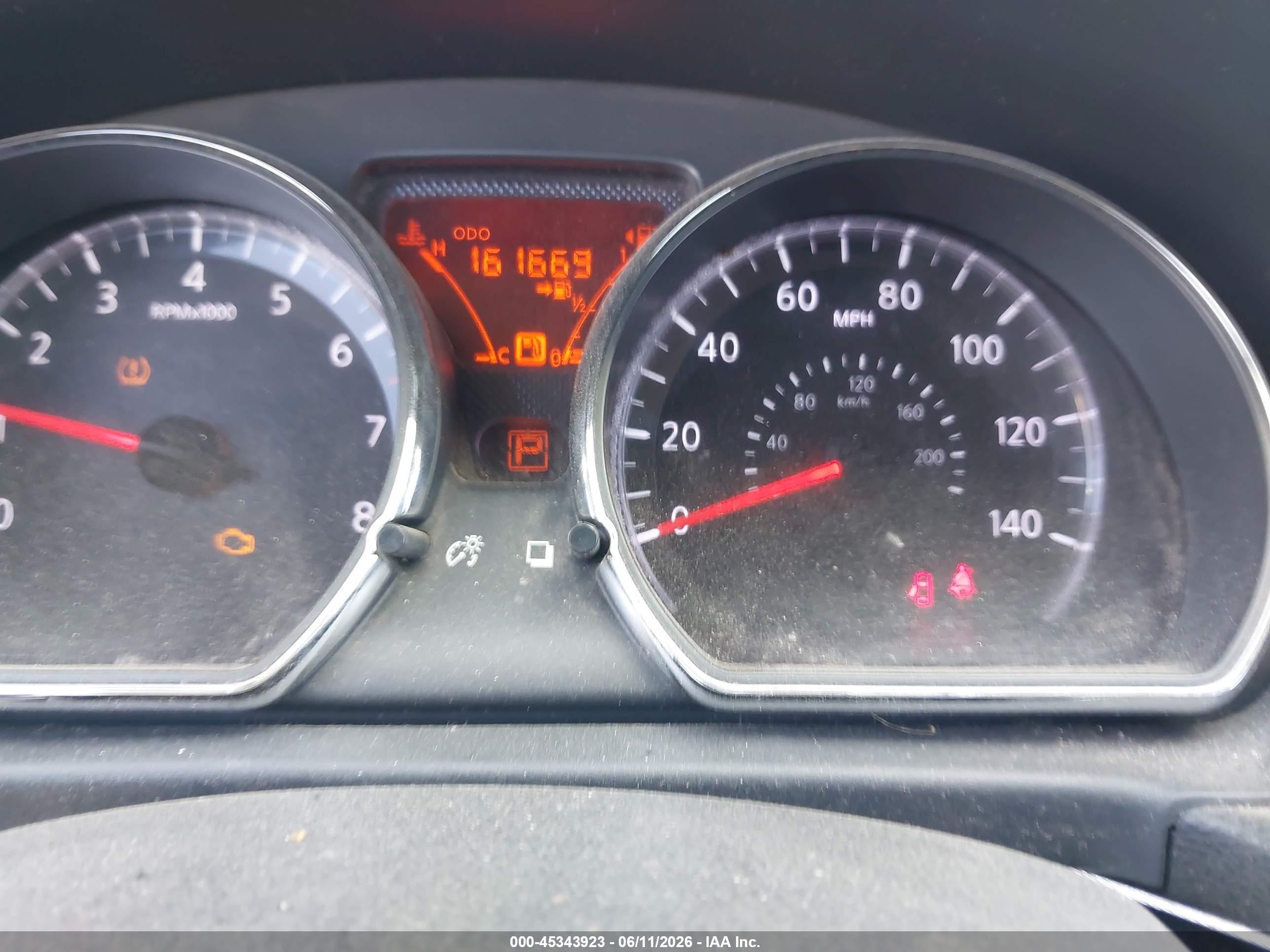 2014 Nissan Versa 1.6 Sv Silver vin: 3N1CN7AP7EL830071