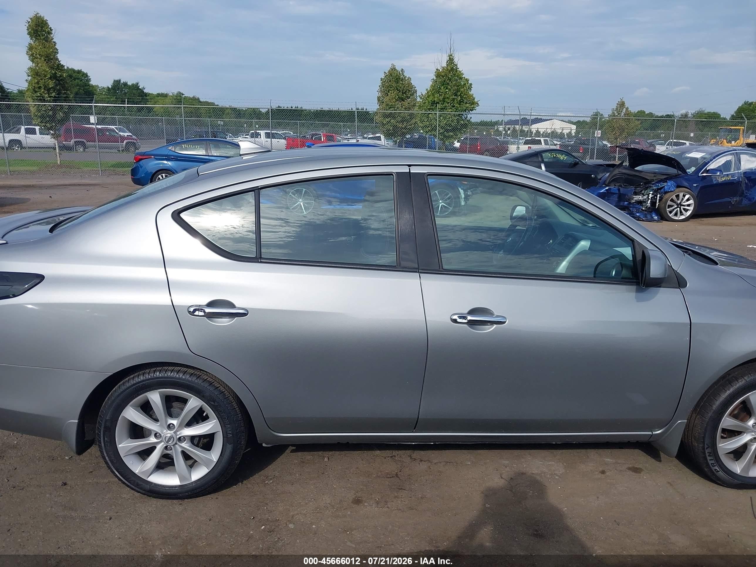 2014 Nissan Versa 1.6 Sl Gray vin: 3N1CN7AP7EL836940