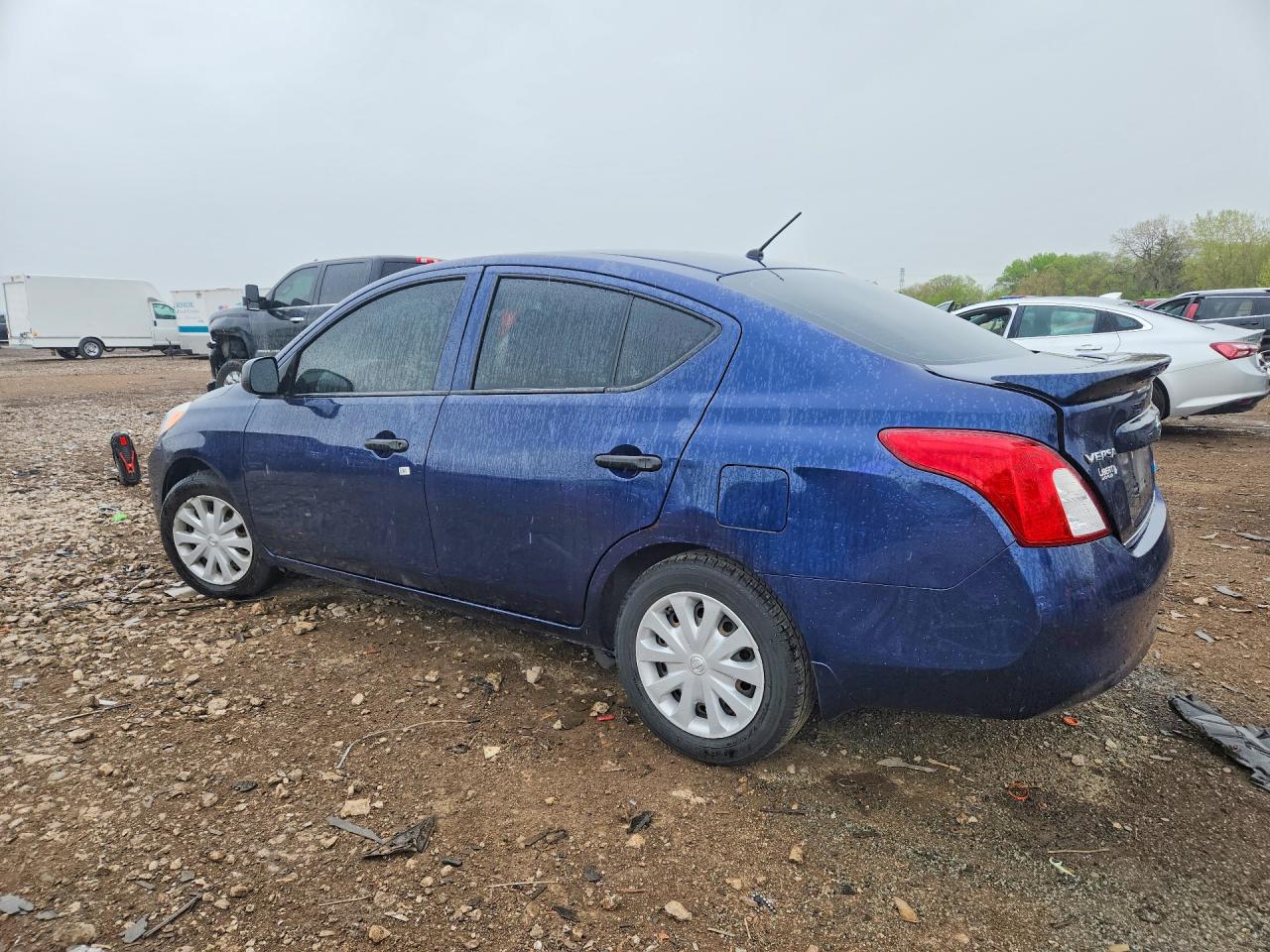 2014 Nissan Versa 1.6 S Plus Blue vin: 3N1CN7AP7EL844522
