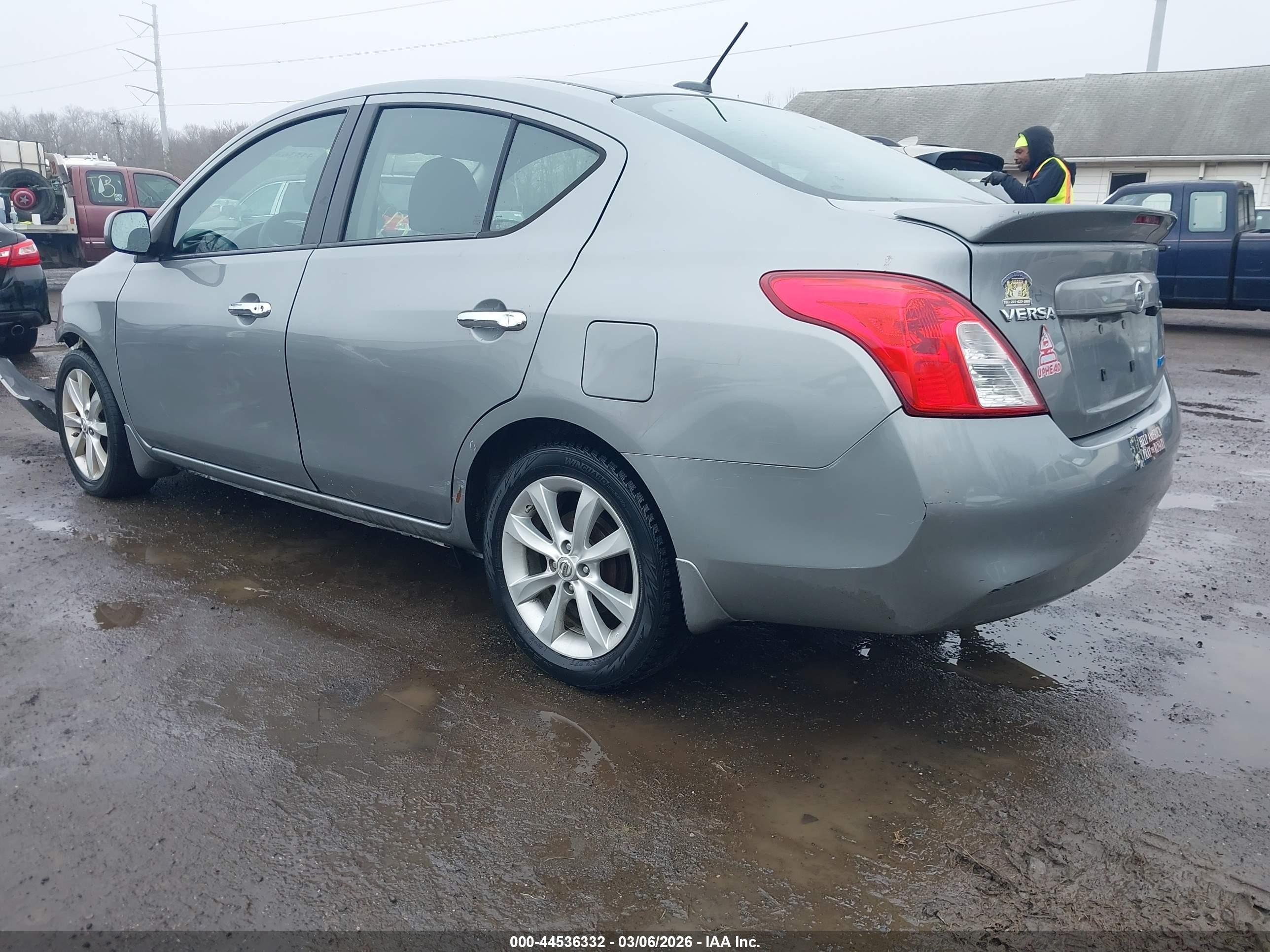 2014 Nissan Versa 1.6 Sl Silver vin: 3N1CN7AP7EL846027