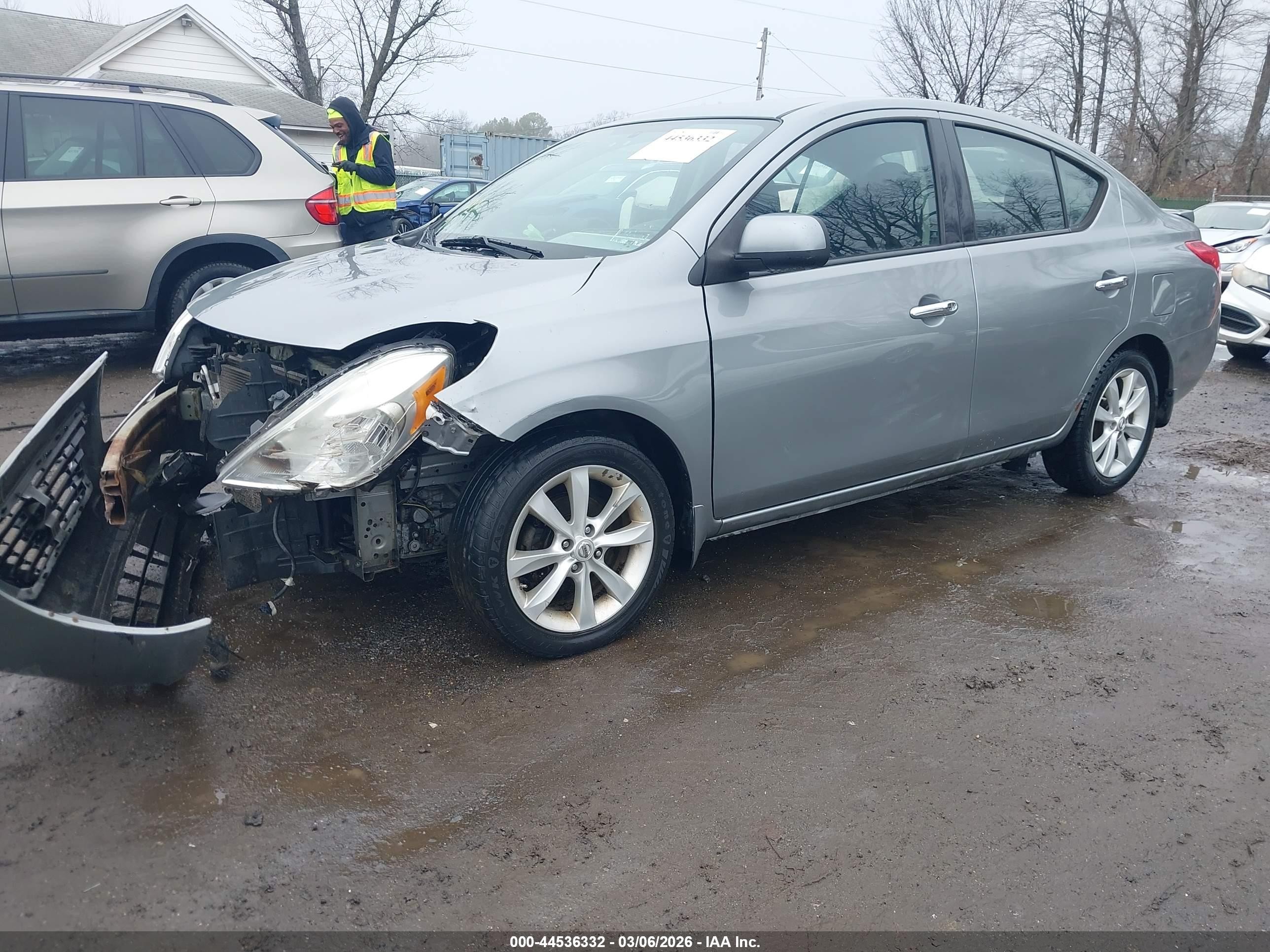 2014 Nissan Versa 1.6 Sl Silver vin: 3N1CN7AP7EL846027