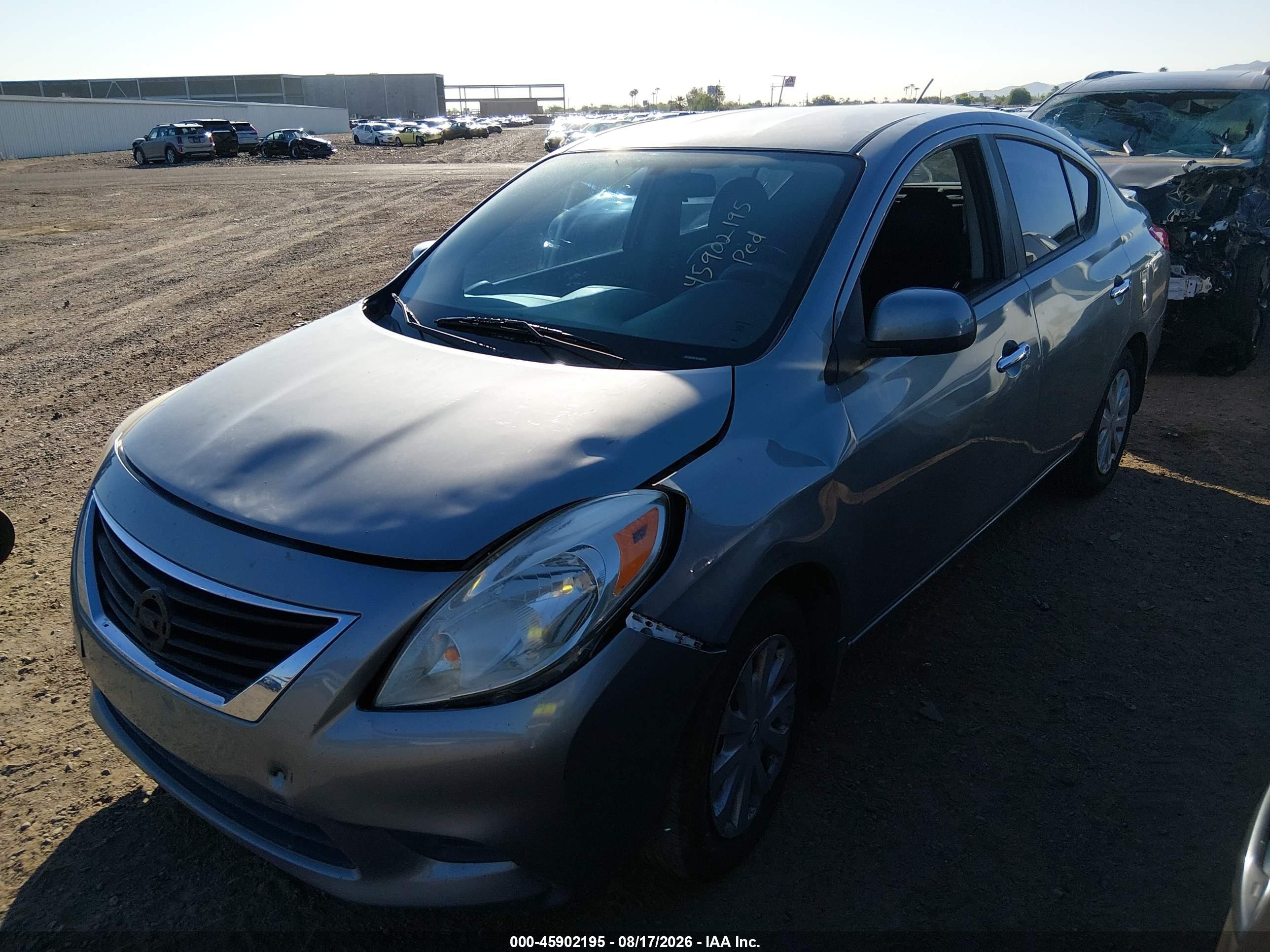 2014 Nissan Versa 1.6 Sv Gray vin: 3N1CN7AP7EL867072