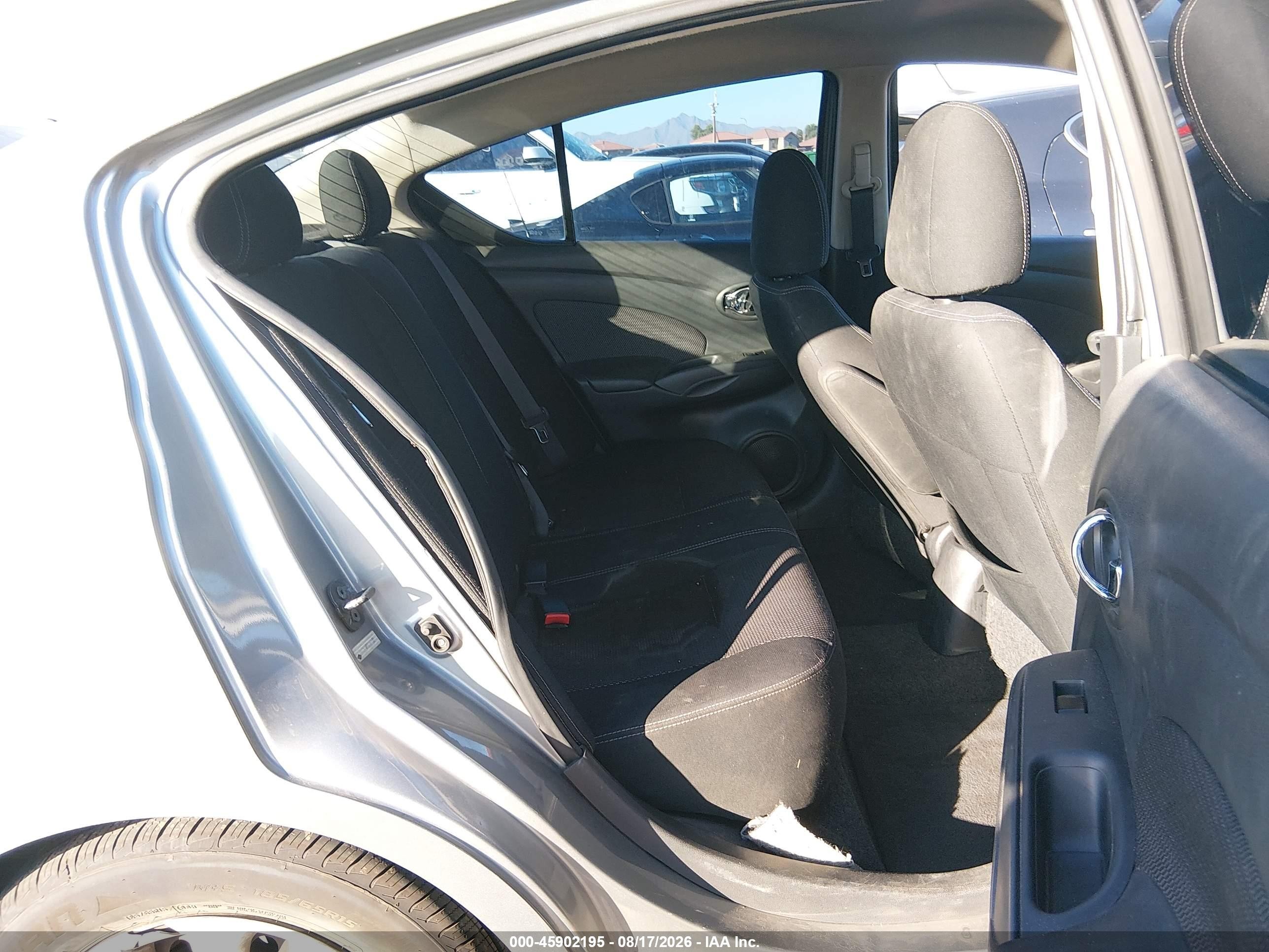 2014 Nissan Versa 1.6 Sv Gray vin: 3N1CN7AP7EL867072