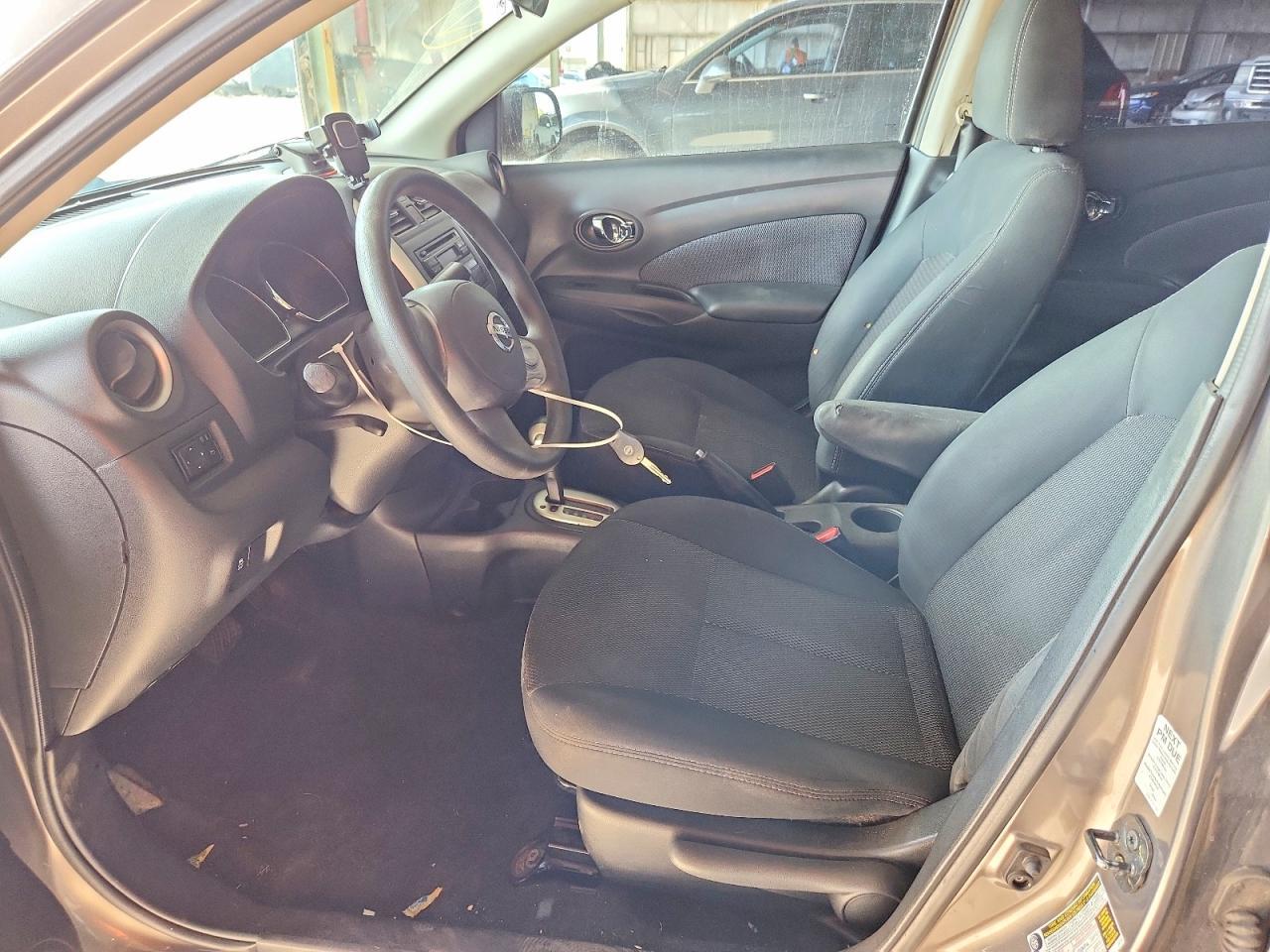 2014 Nissan Versa 1.6 Sv Gray vin: 3N1CN7AP7EL875656