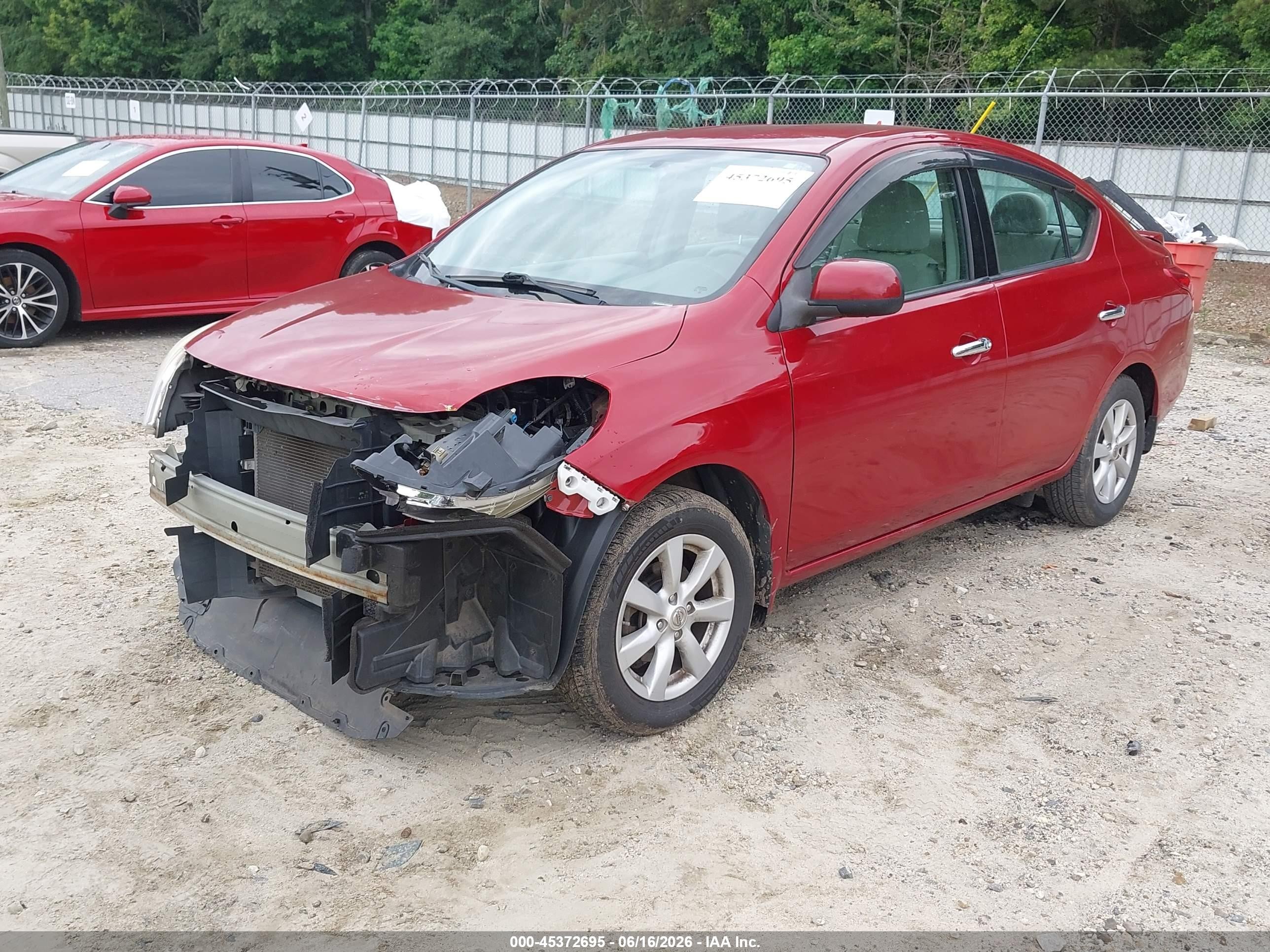 2014 Nissan Versa 1.6 Sv Red vin: 3N1CN7AP7EL876306