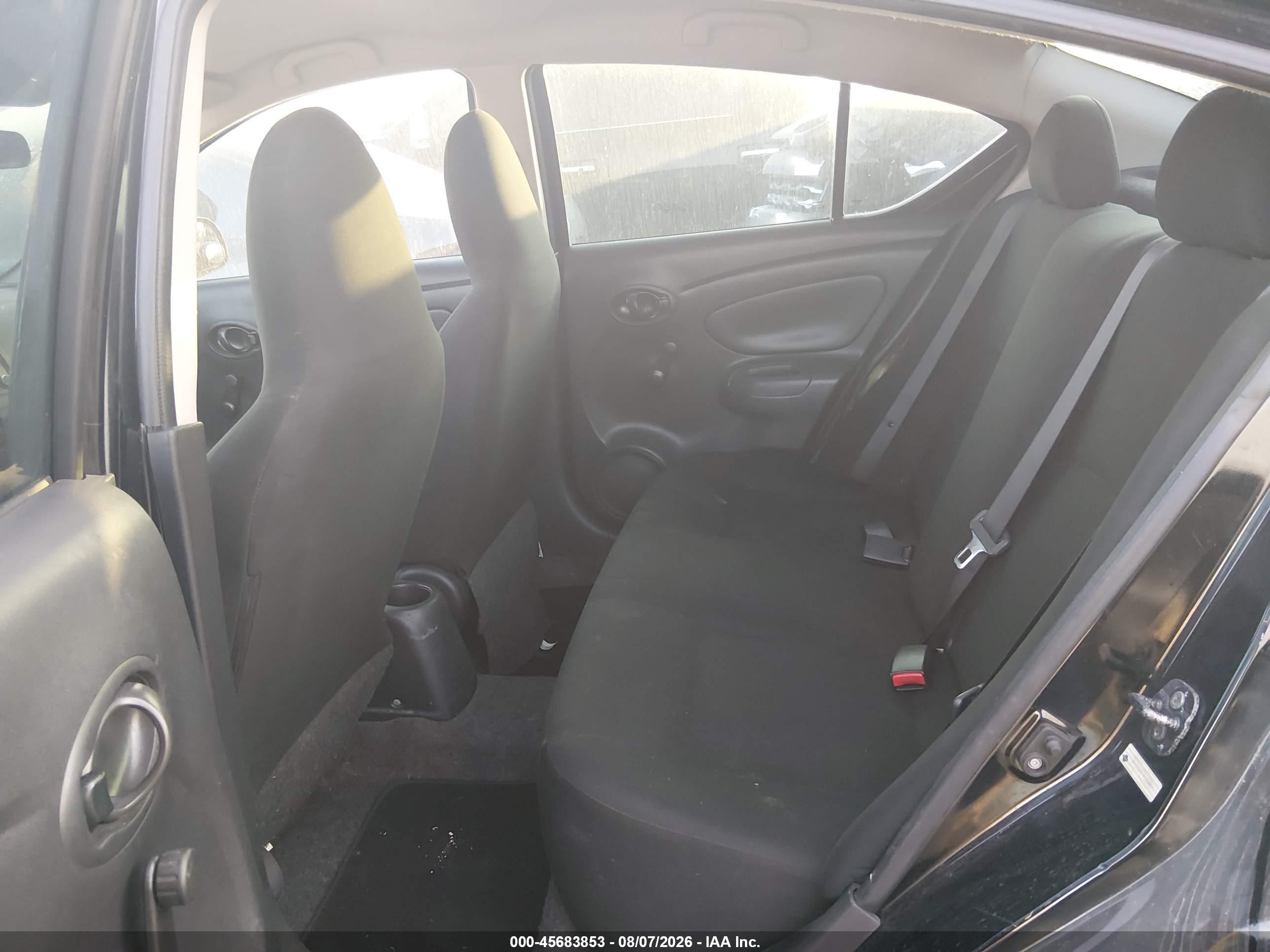 2015 Nissan Versa 1.6 S Black vin: 3N1CN7AP7FL834851