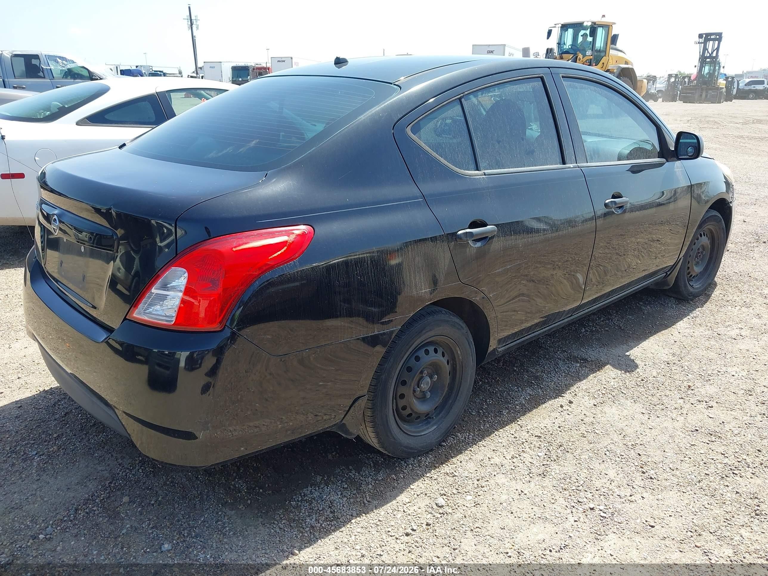 2015 Nissan Versa 1.6 S Black vin: 3N1CN7AP7FL834851