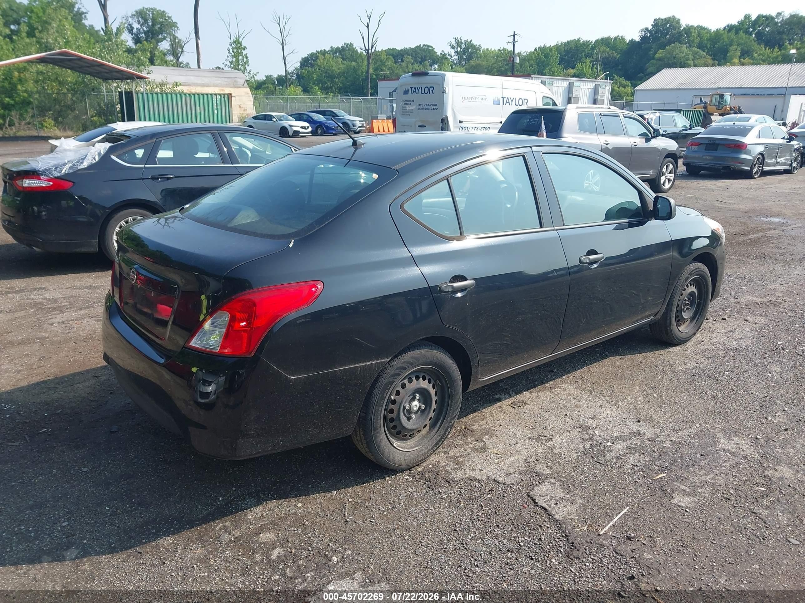 2015 Nissan Versa 1.6 S Black vin: 3N1CN7AP7FL841489