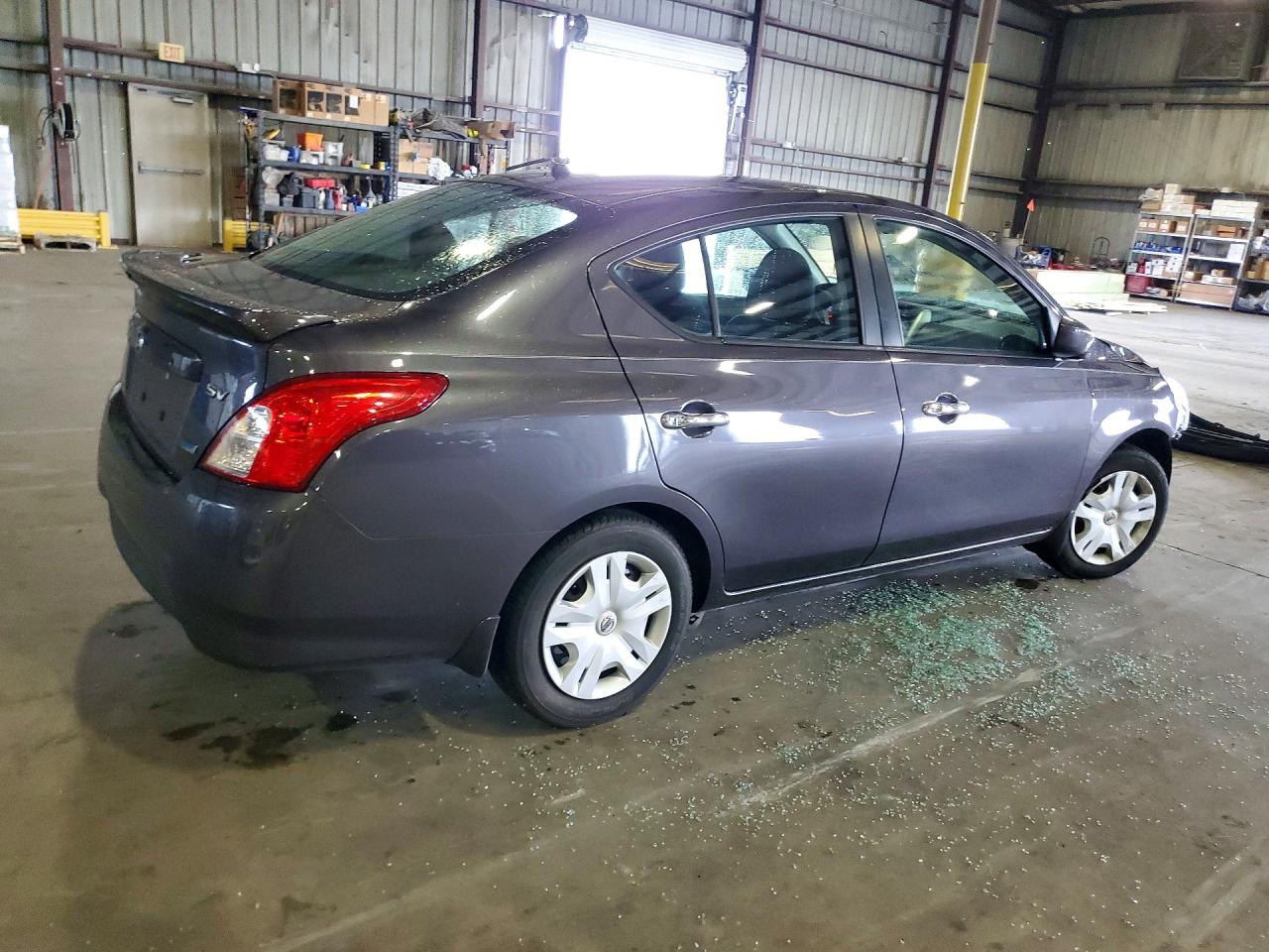 2015 Nissan Versa 1.6 Sv Gray vin: 3N1CN7AP7FL852282