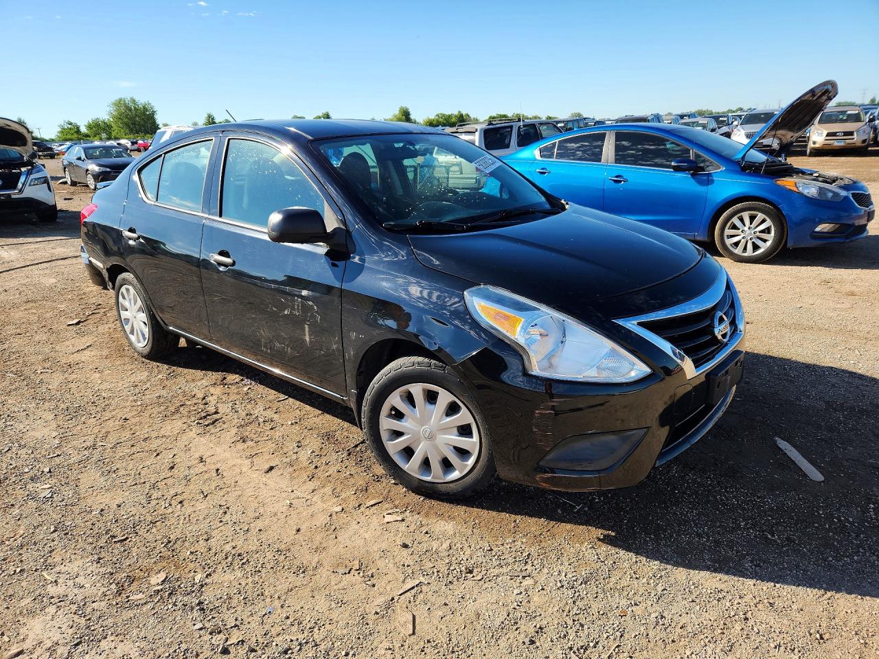 2015 Nissan Versa 1.6 S Plus Black vin: 3N1CN7AP7FL881829