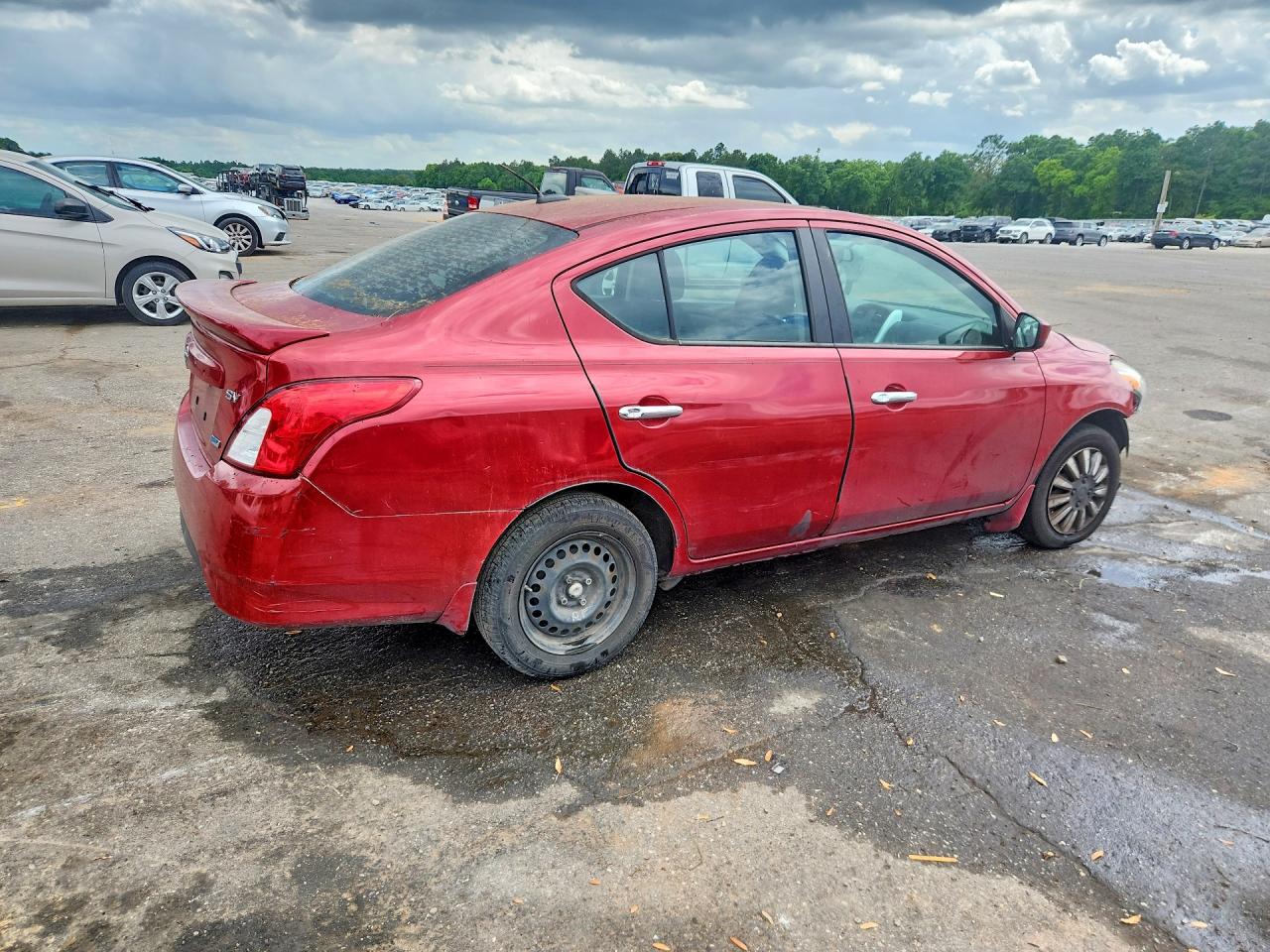 2015 Nissan Versa 1.6 Sv Red vin: 3N1CN7AP7FL898615