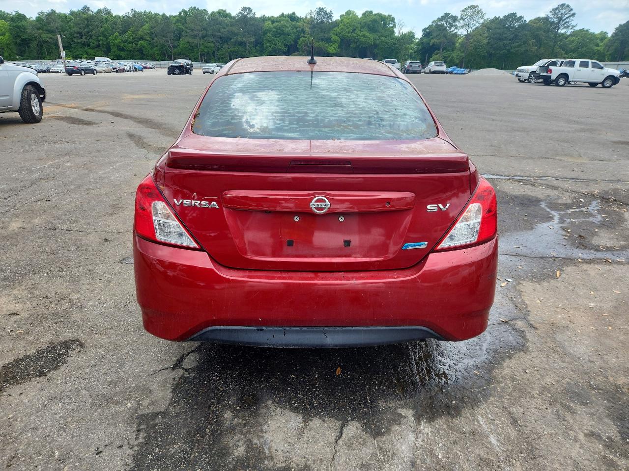2015 Nissan Versa 1.6 Sv Red vin: 3N1CN7AP7FL898615