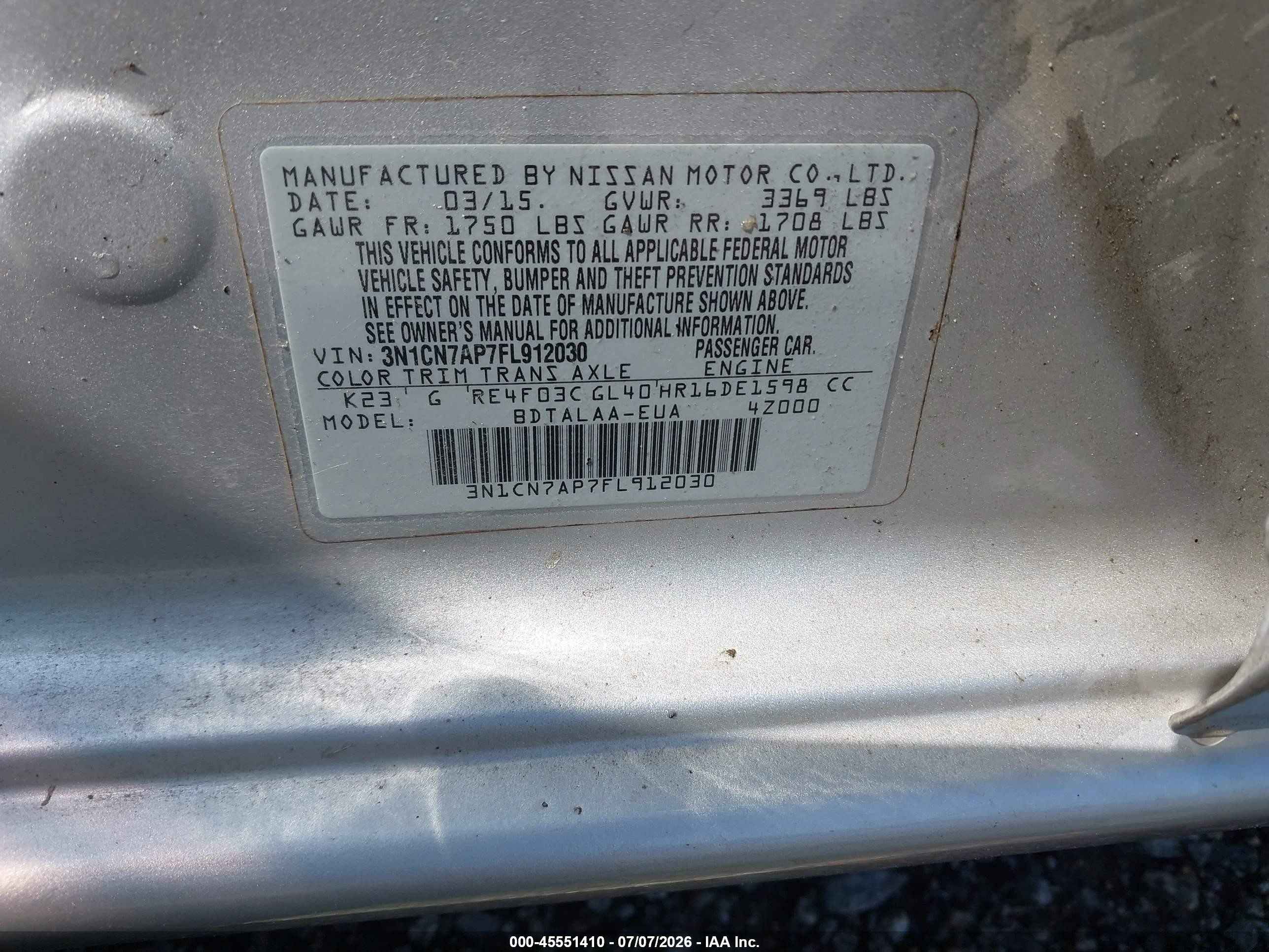 2015 Nissan Versa 1.6 S Silver vin: 3N1CN7AP7FL912030