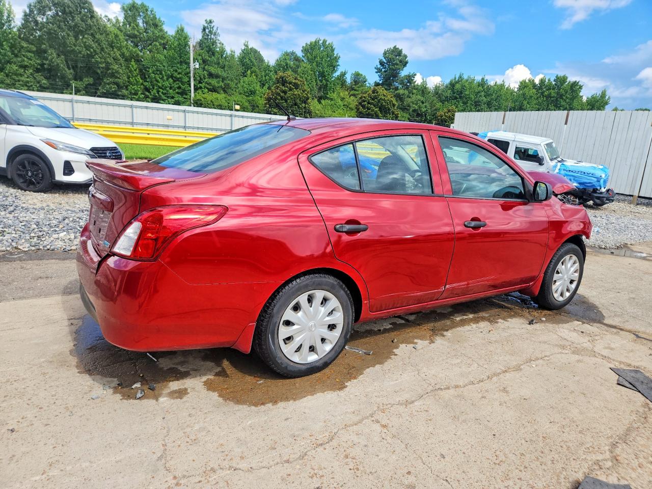2015 Nissan Versa 1.6 S Plus Burgundy vin: 3N1CN7AP7FL931967