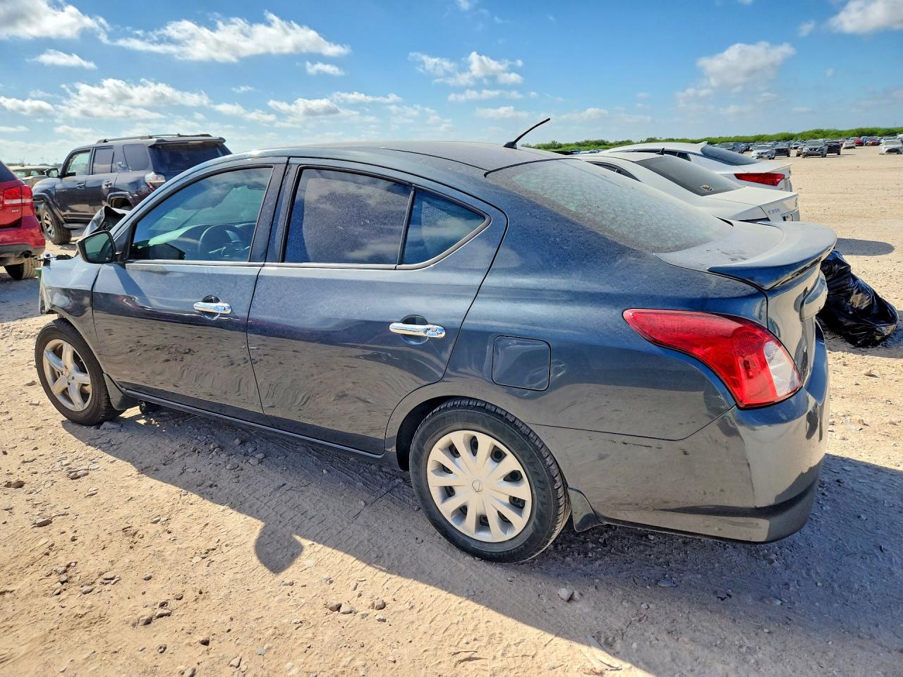 2015 Nissan Versa 1.6 Sv Blue vin: 3N1CN7AP7FL952995