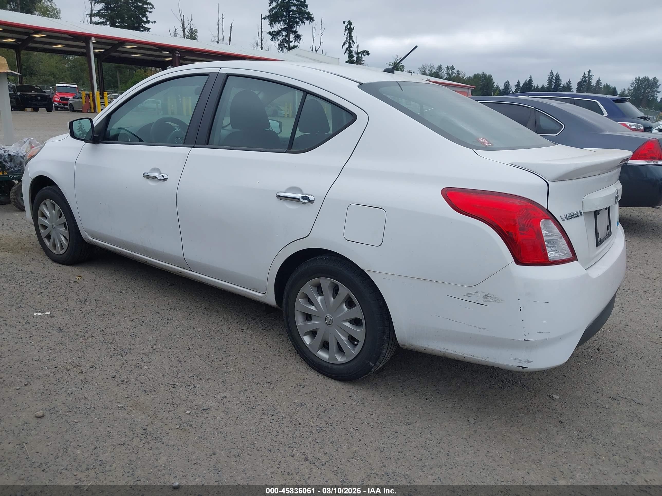 2016 Nissan Versa 1.6 S/1.6 S+/1.6 Sl/1.6 Sv White vin: 3N1CN7AP7GL834608