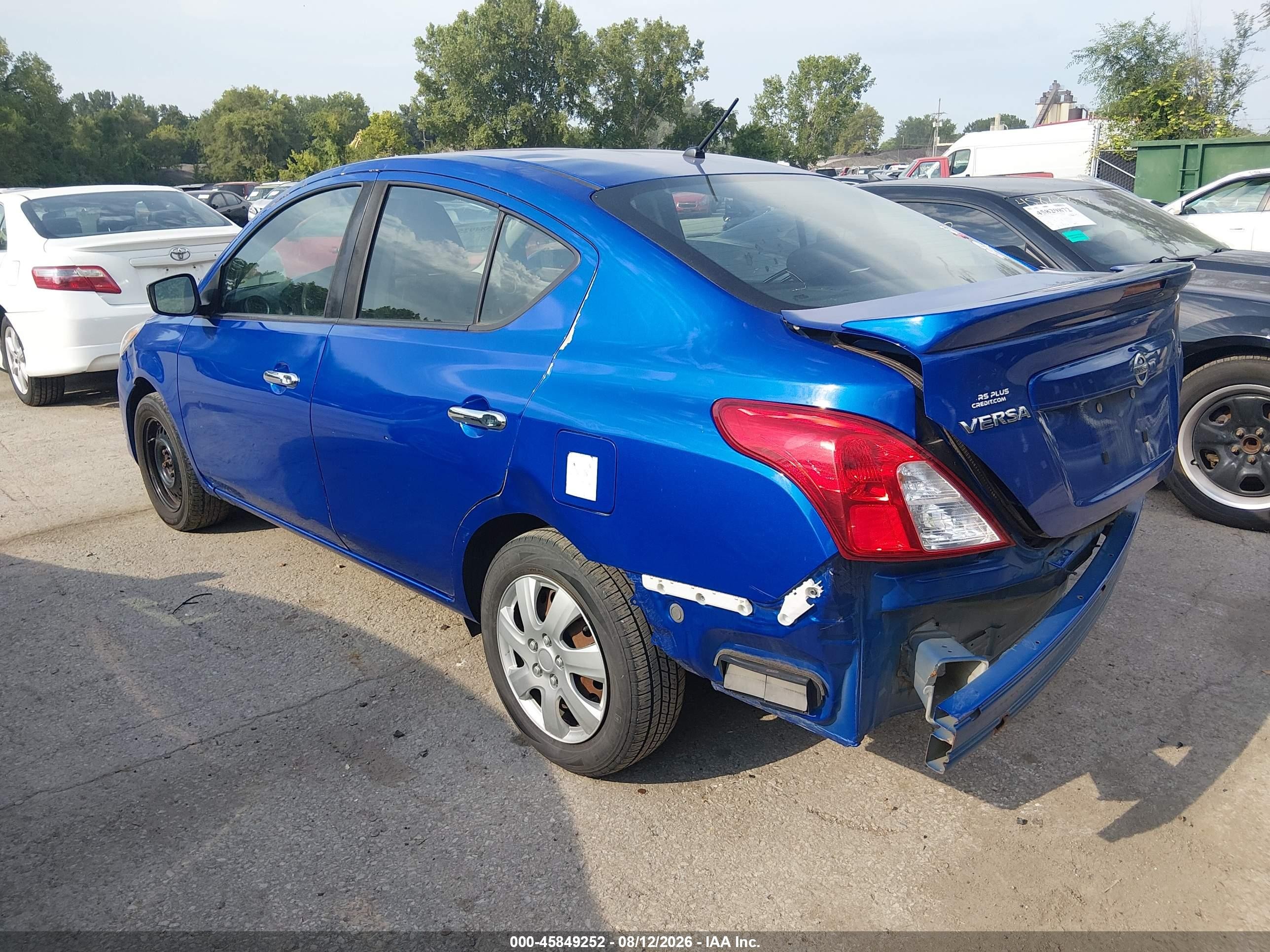 2017 Nissan Versa 1.6 Sv Blue vin: 3N1CN7AP7HL840975