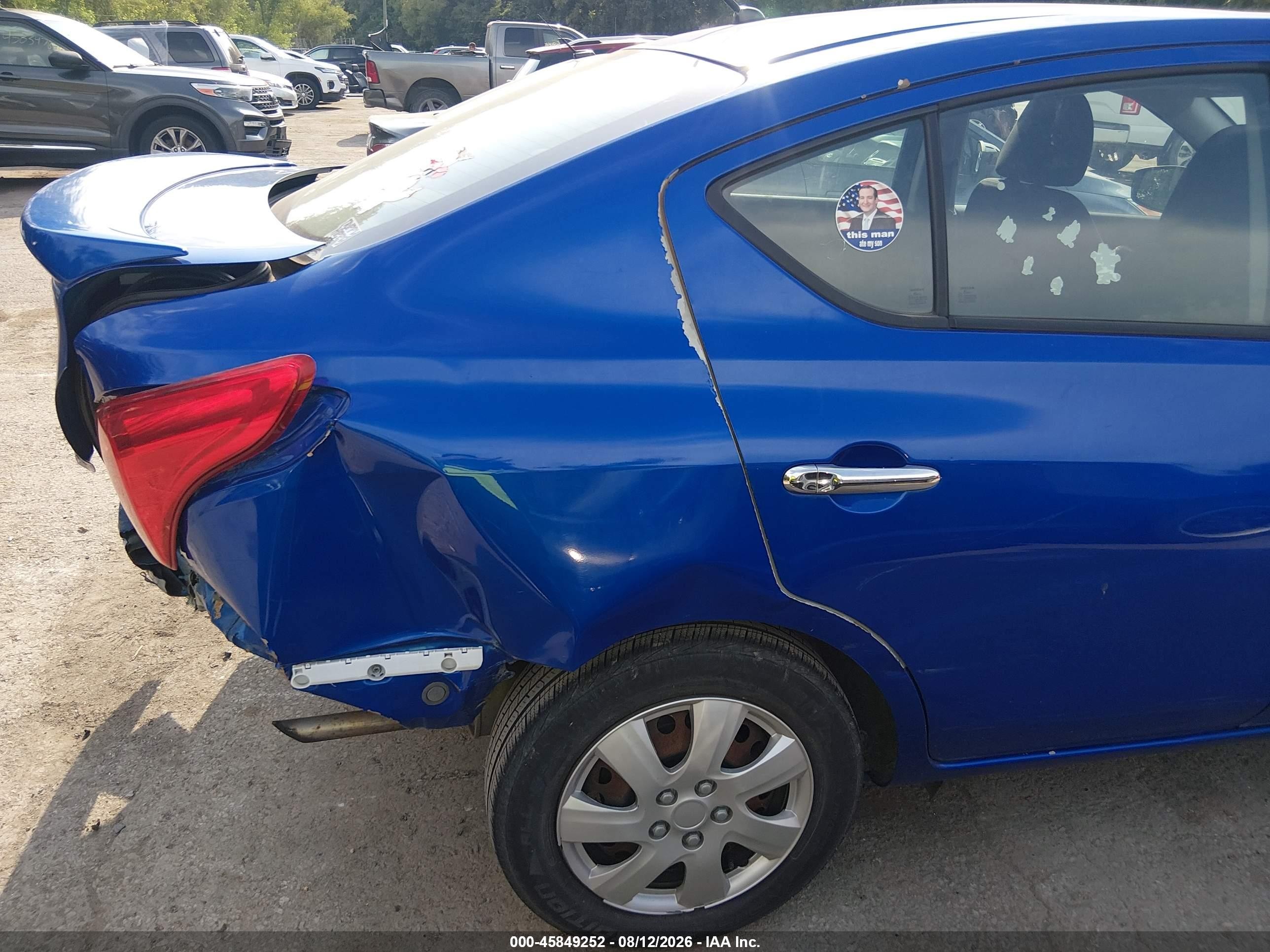 2017 Nissan Versa 1.6 Sv Blue vin: 3N1CN7AP7HL840975