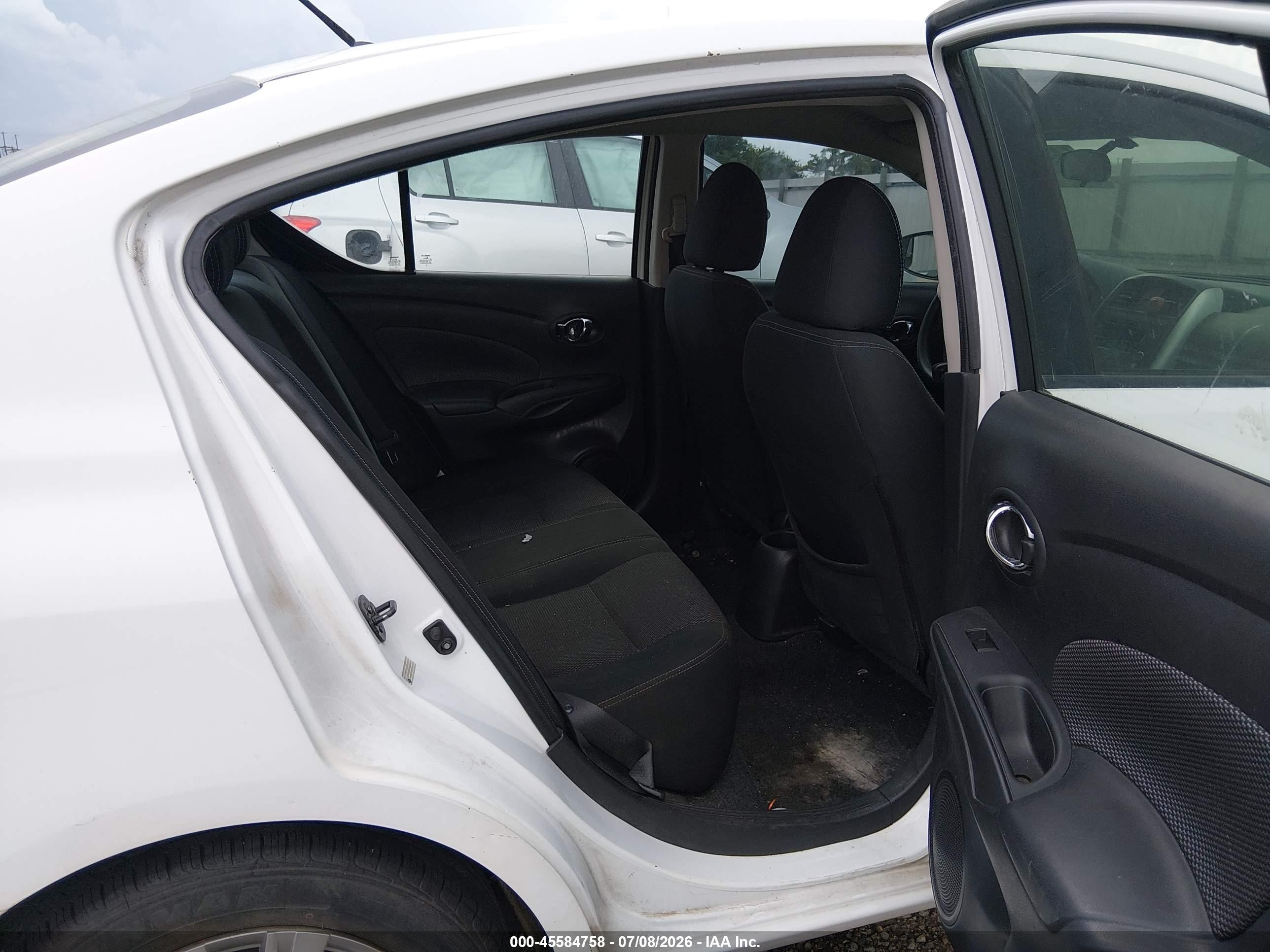 2017 Nissan Versa 1.6 Sv White vin: 3N1CN7AP7HL889478