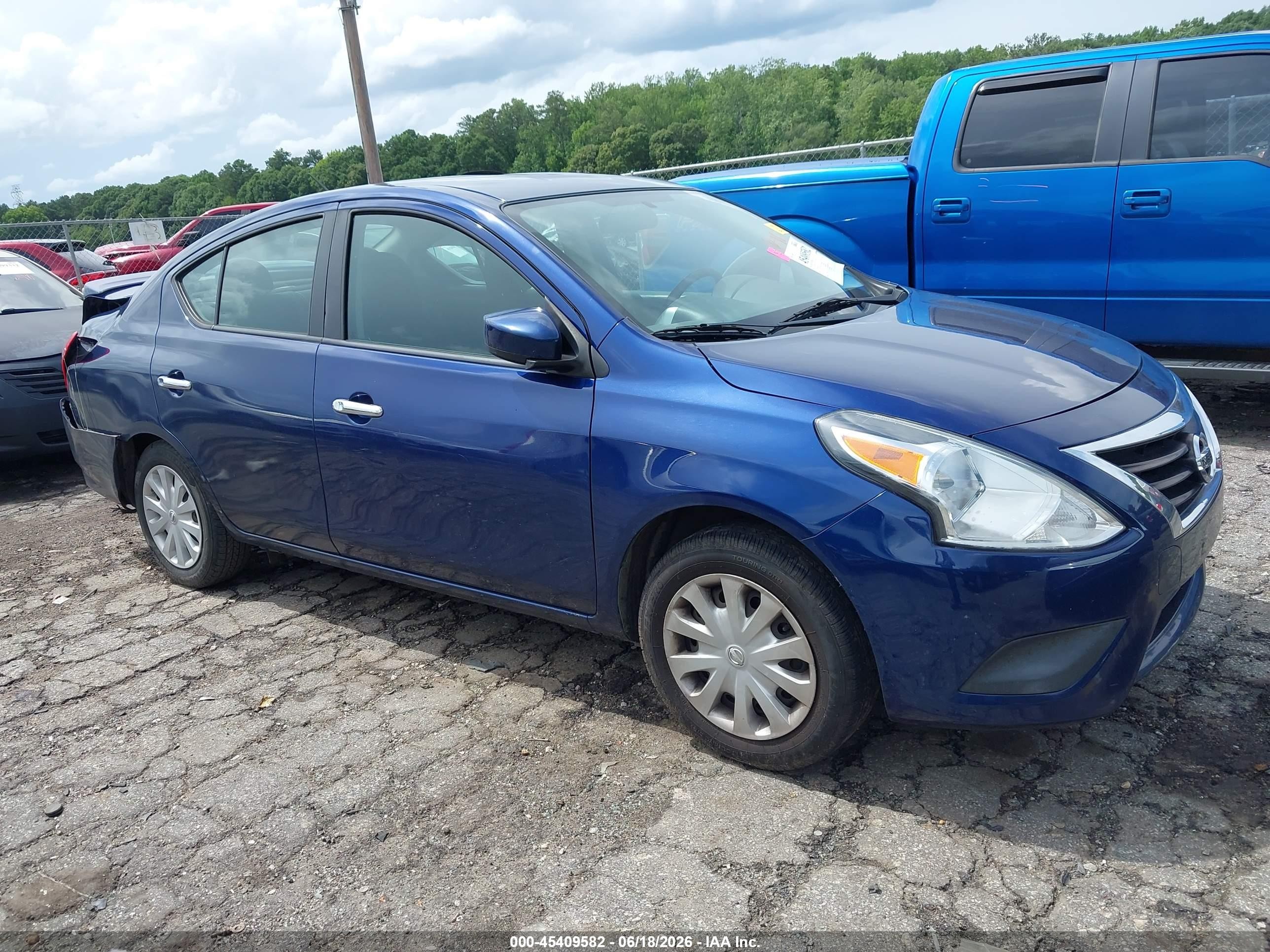 2019 Nissan Versa 1.6 Sv Blue vin: 3N1CN7AP7KL856701