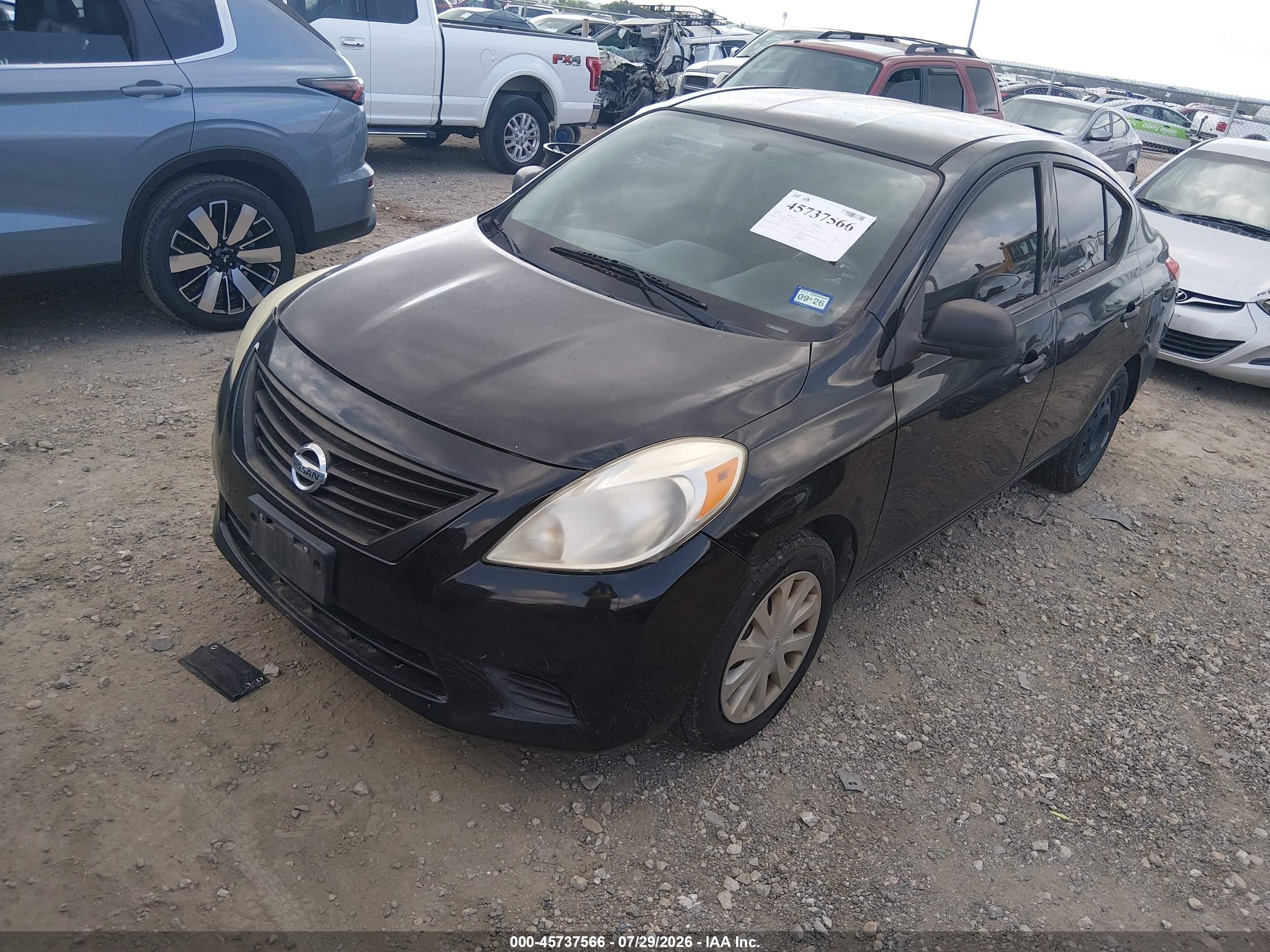 2012 Nissan Versa 1.6 S Черный vin: 3N1CN7AP8CL802728