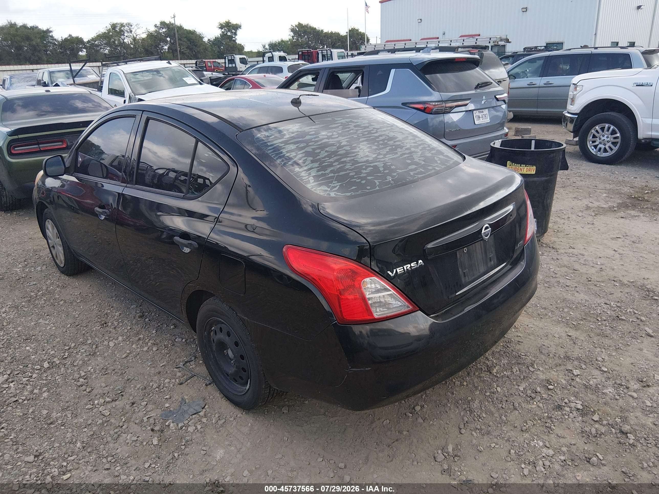 2012 Nissan Versa 1.6 S Черный vin: 3N1CN7AP8CL802728