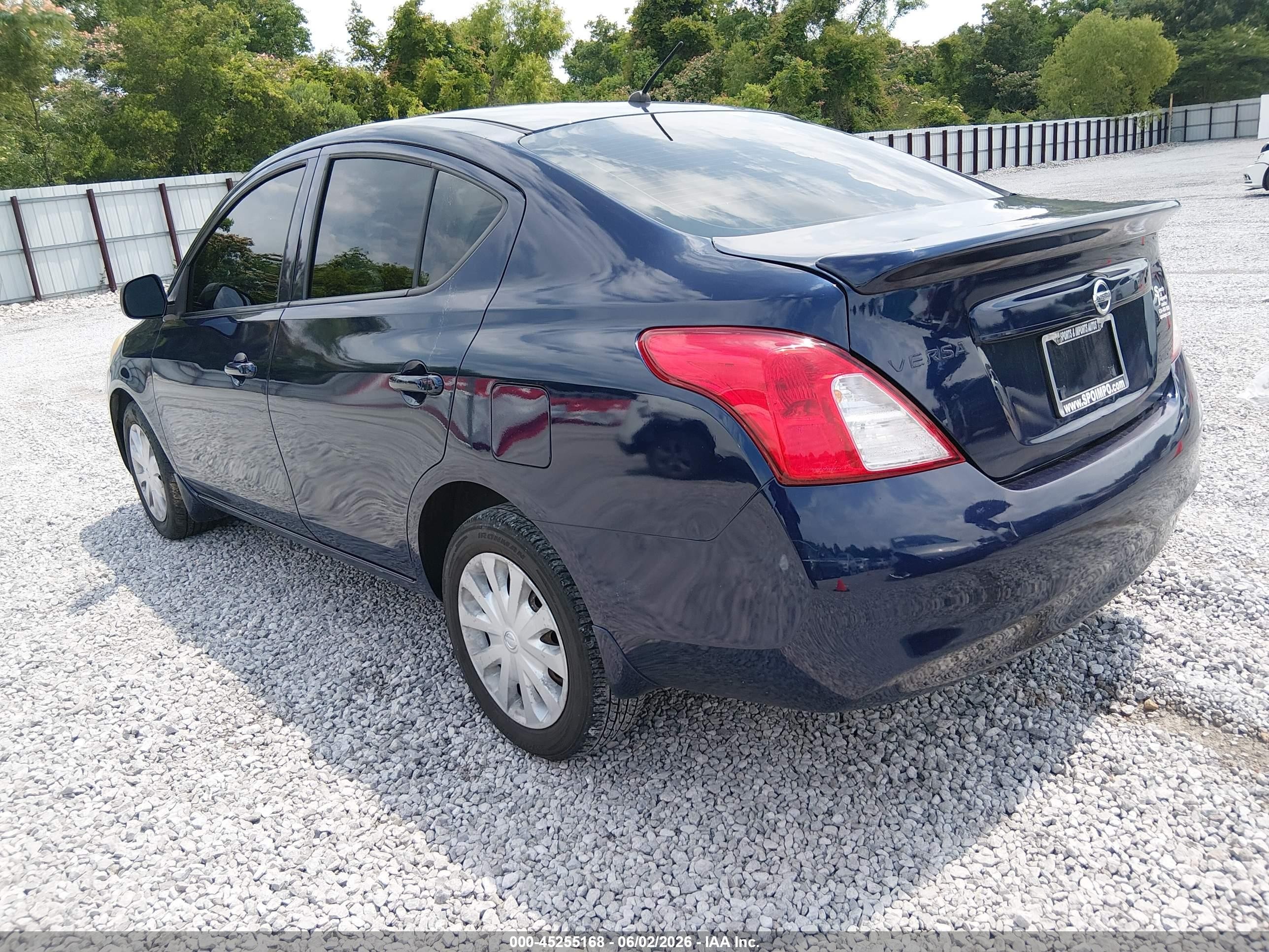 2012 Nissan Versa 1.6 S Blue vin: 3N1CN7AP8CL833400