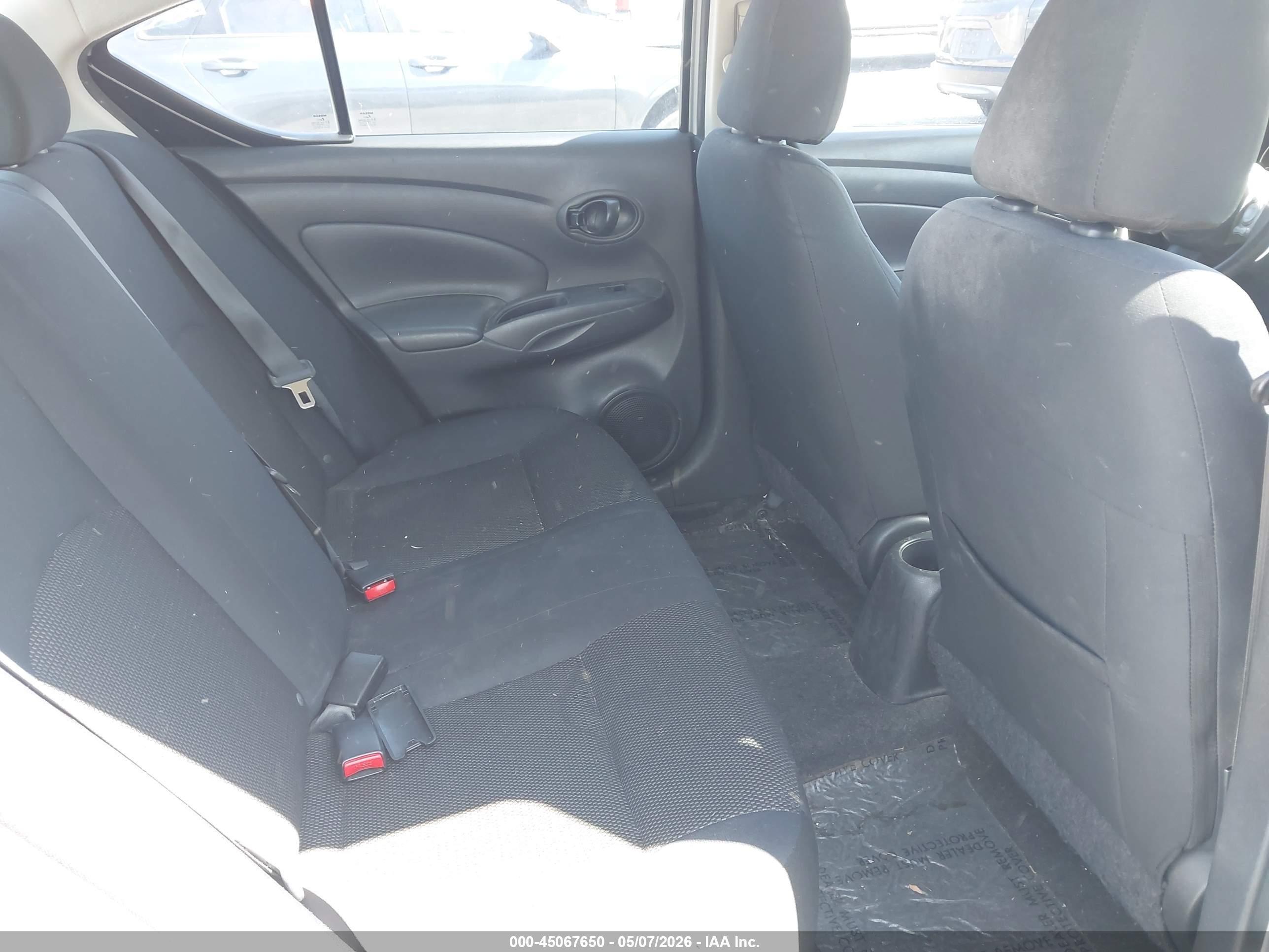 2012 Nissan Versa 1.6 Sv Silver vin: 3N1CN7AP8CL855641