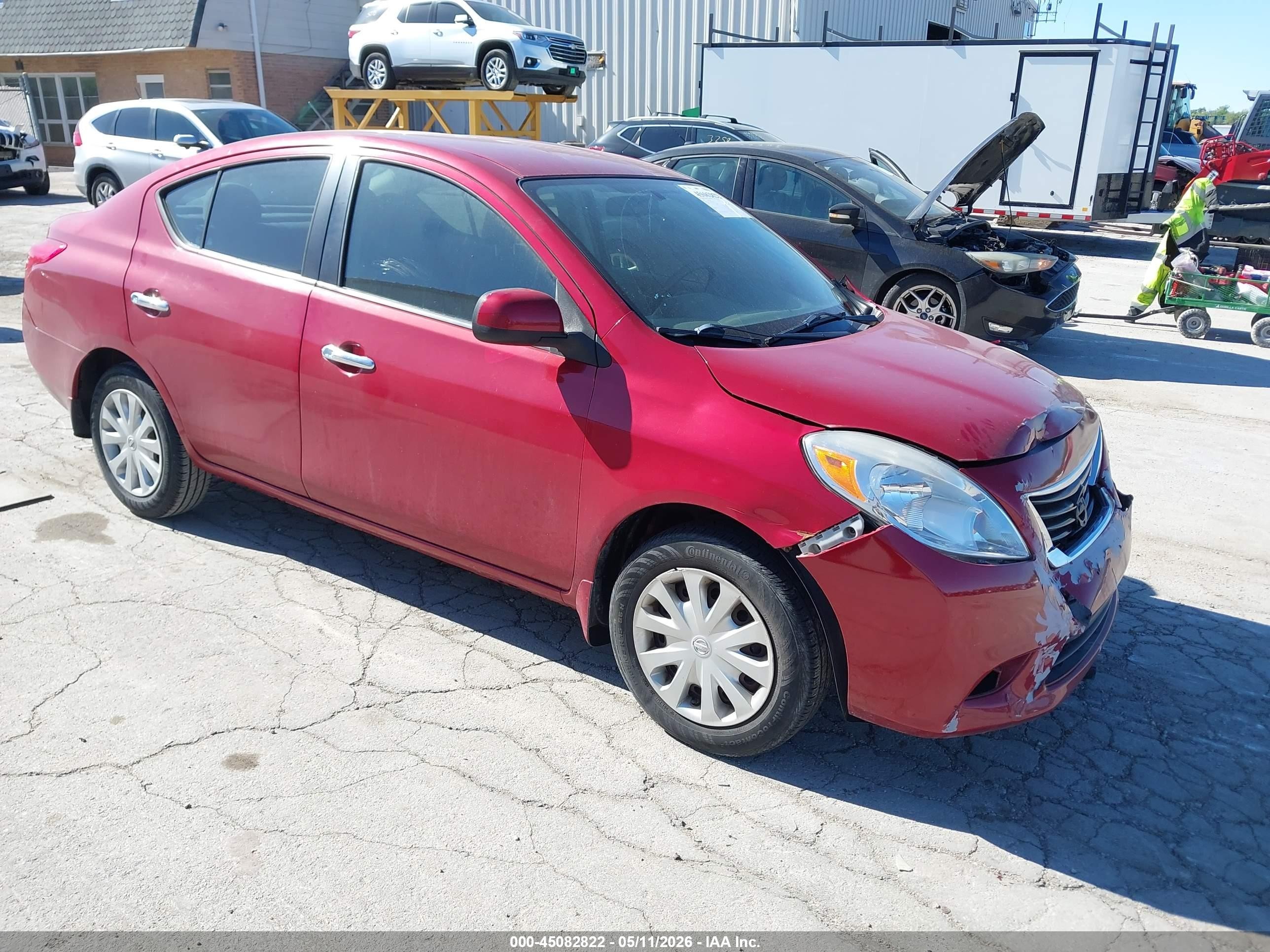 2012 Nissan Versa 1.6 Sv Красный vin: 3N1CN7AP8CL857678