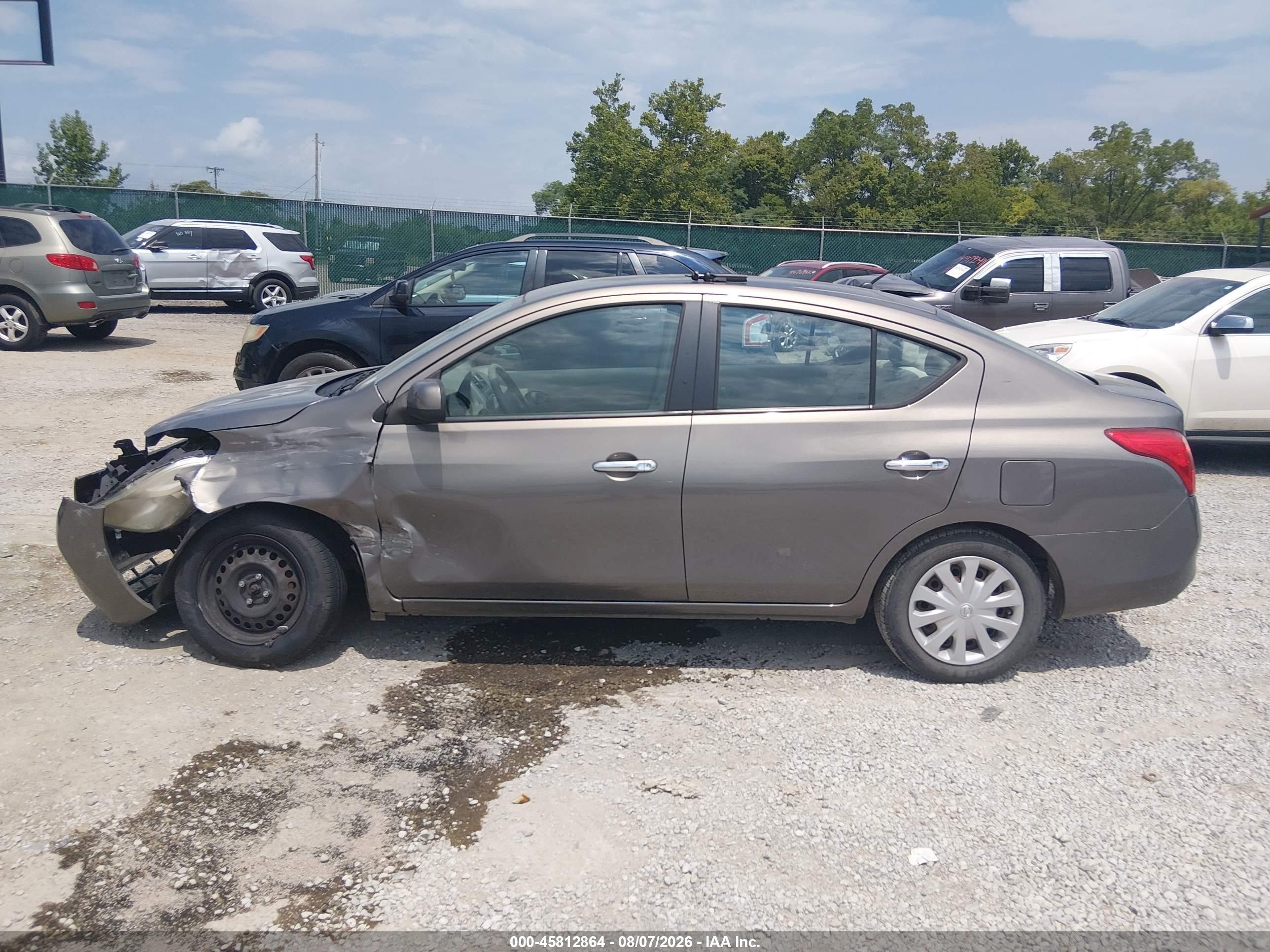 2012 Nissan Versa 1.6 Sv Gray vin: 3N1CN7AP8CL869930