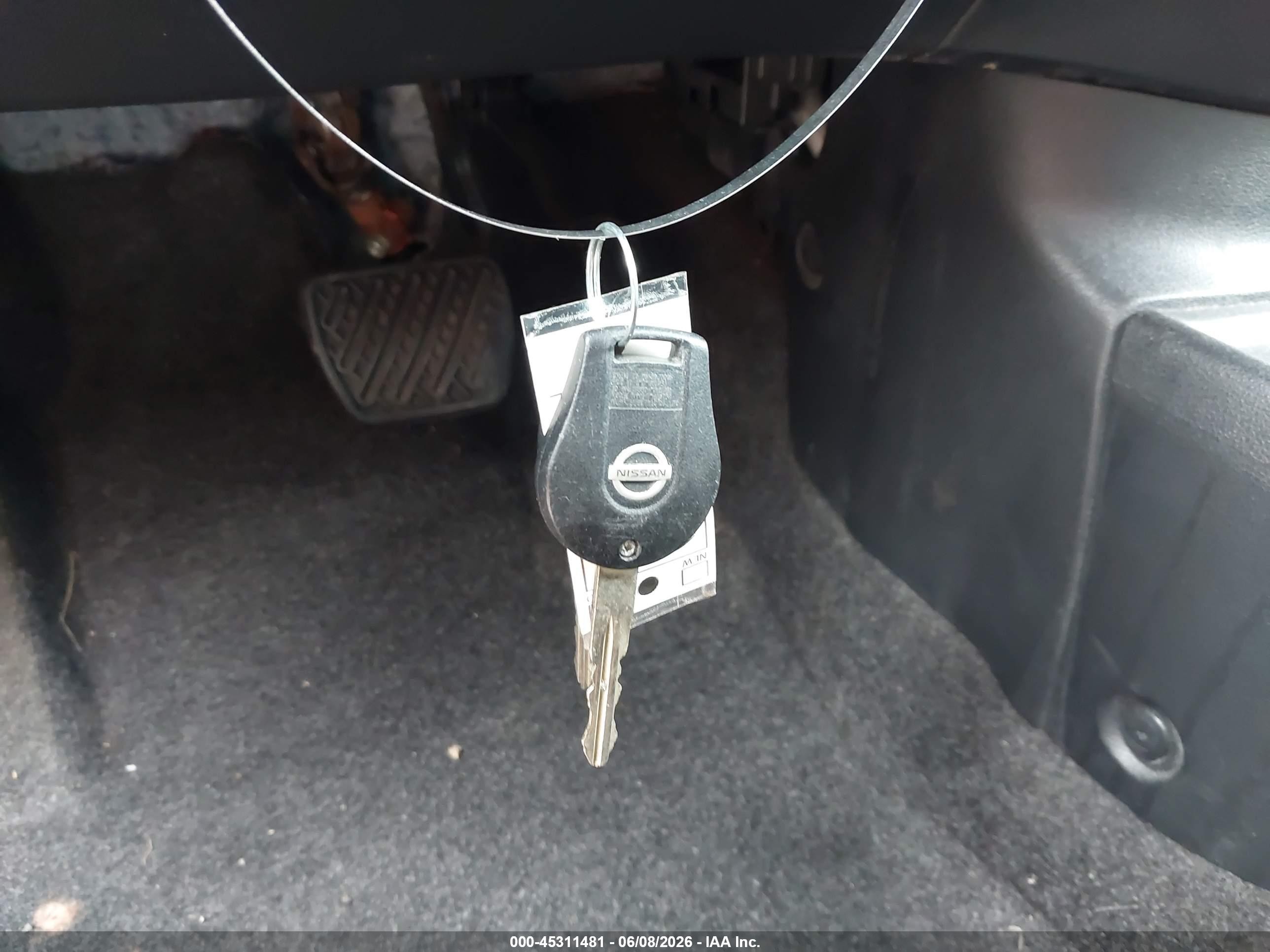 2012 Nissan Versa 1.6 Sv White vin: 3N1CN7AP8CL889207