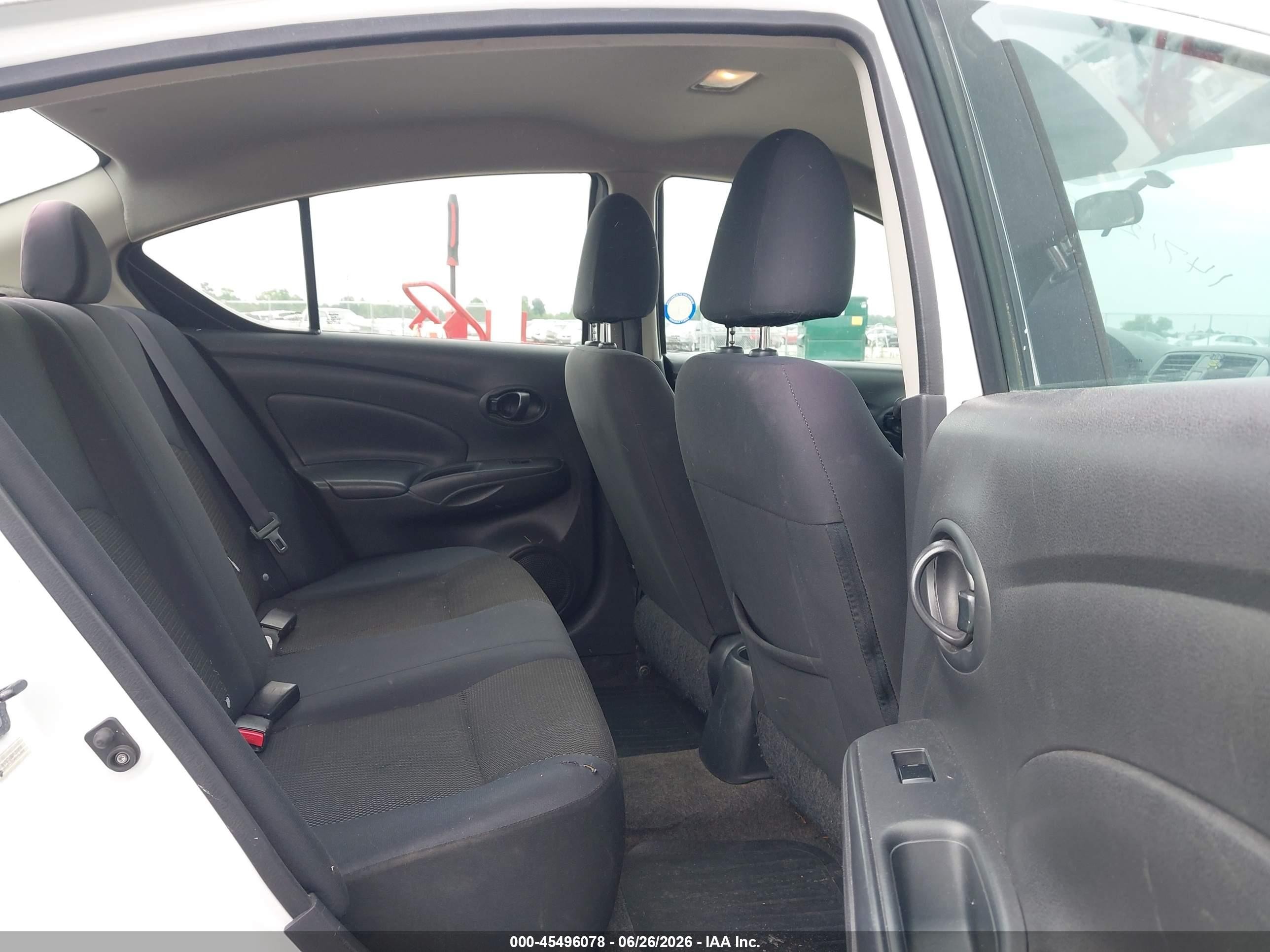 2012 Nissan Versa 1.6 Sv White vin: 3N1CN7AP8CL923033