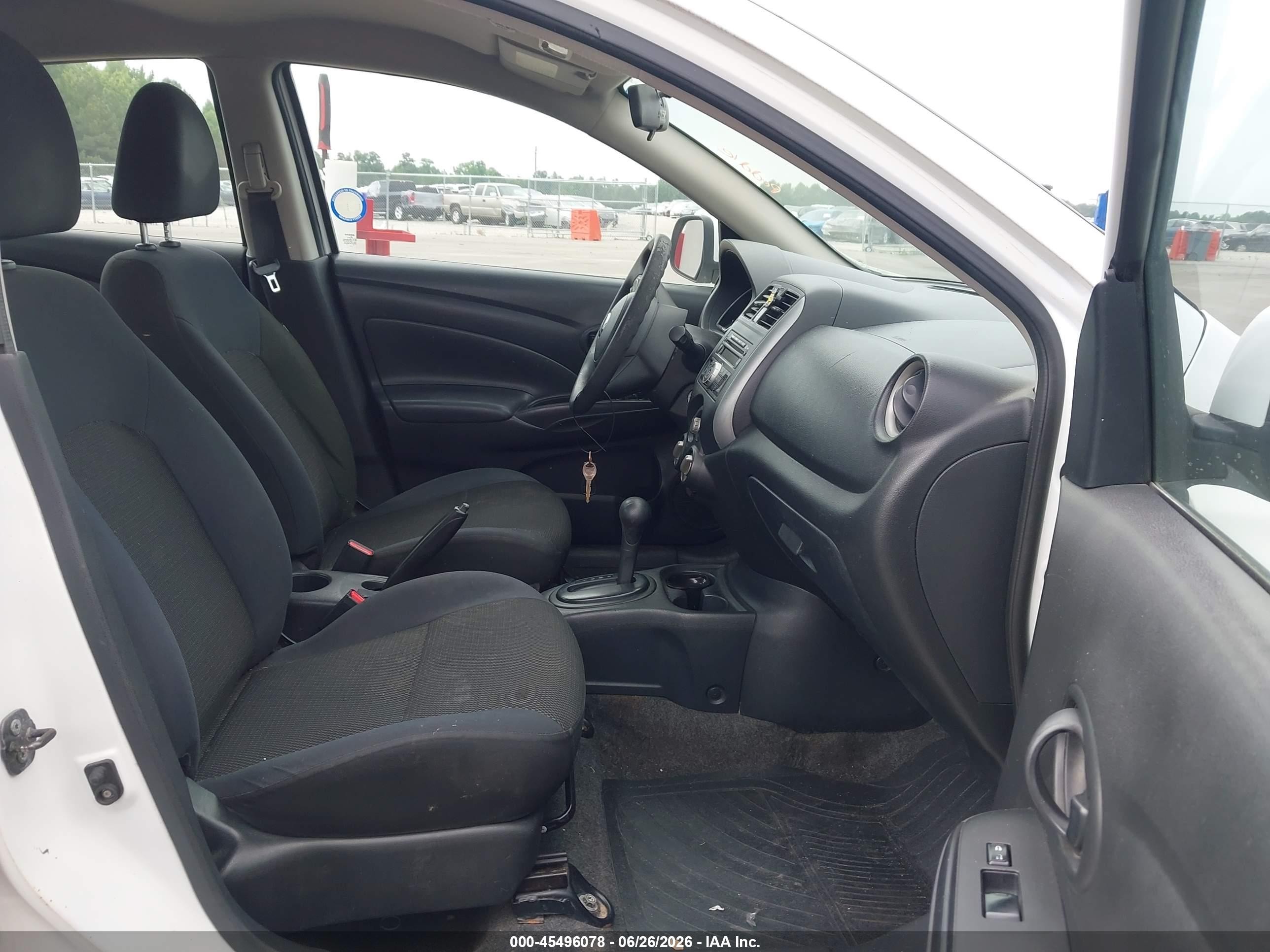 2012 Nissan Versa 1.6 Sv White vin: 3N1CN7AP8CL923033