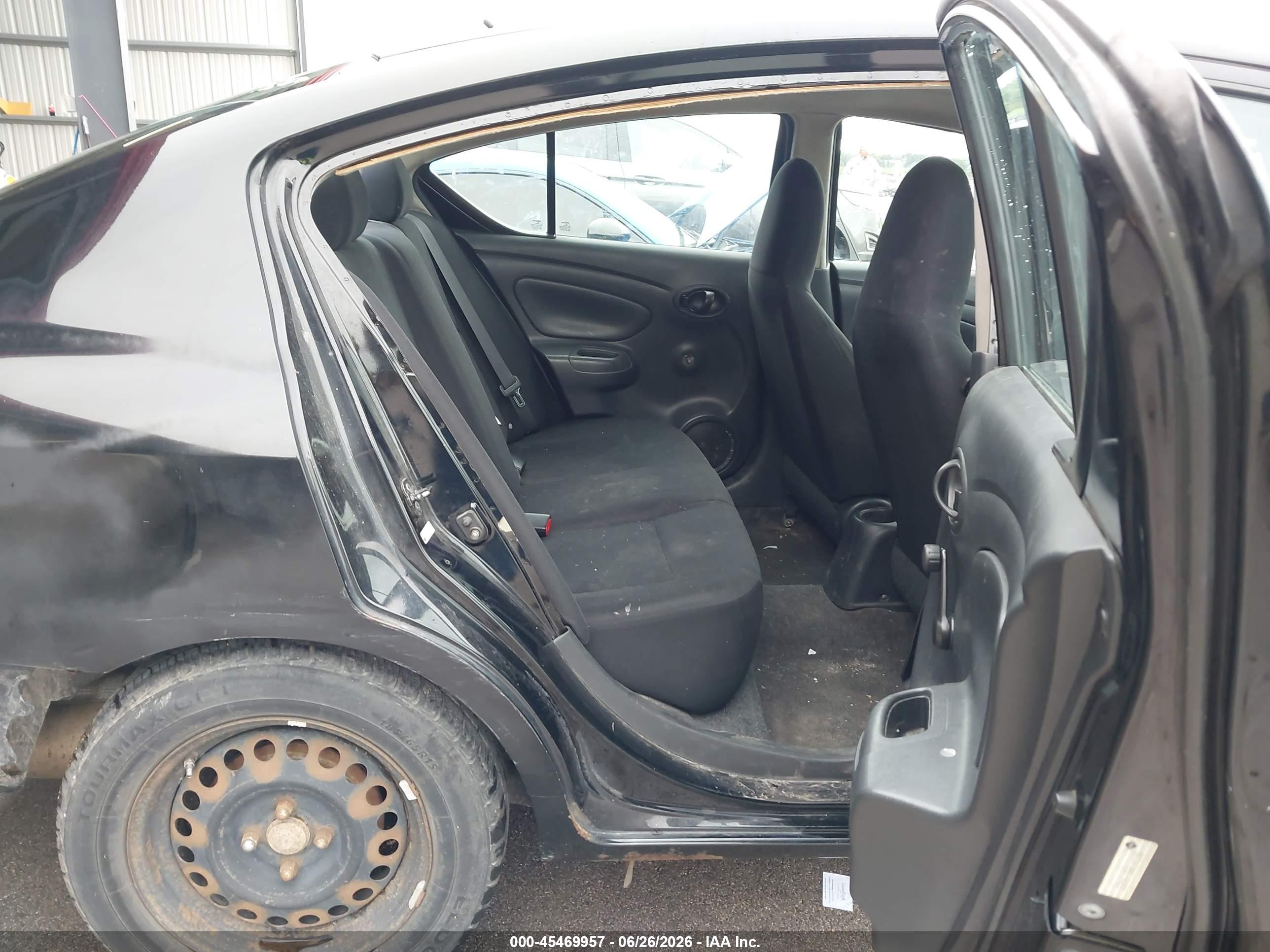 2013 Nissan Versa 1.6 S+ Black vin: 3N1CN7AP8DL844897