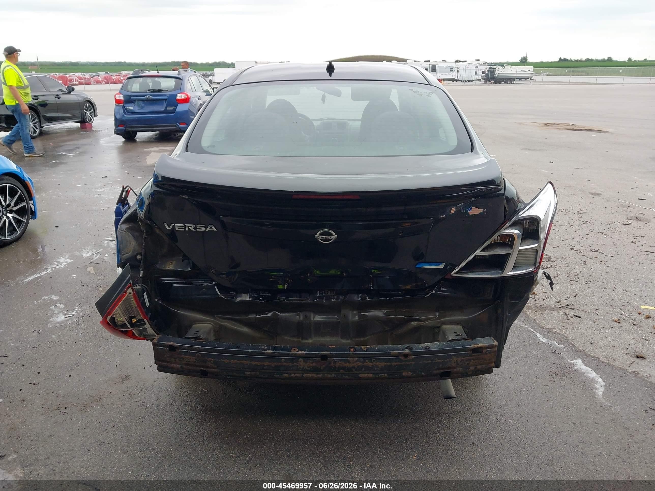 2013 Nissan Versa 1.6 S+ Black vin: 3N1CN7AP8DL844897