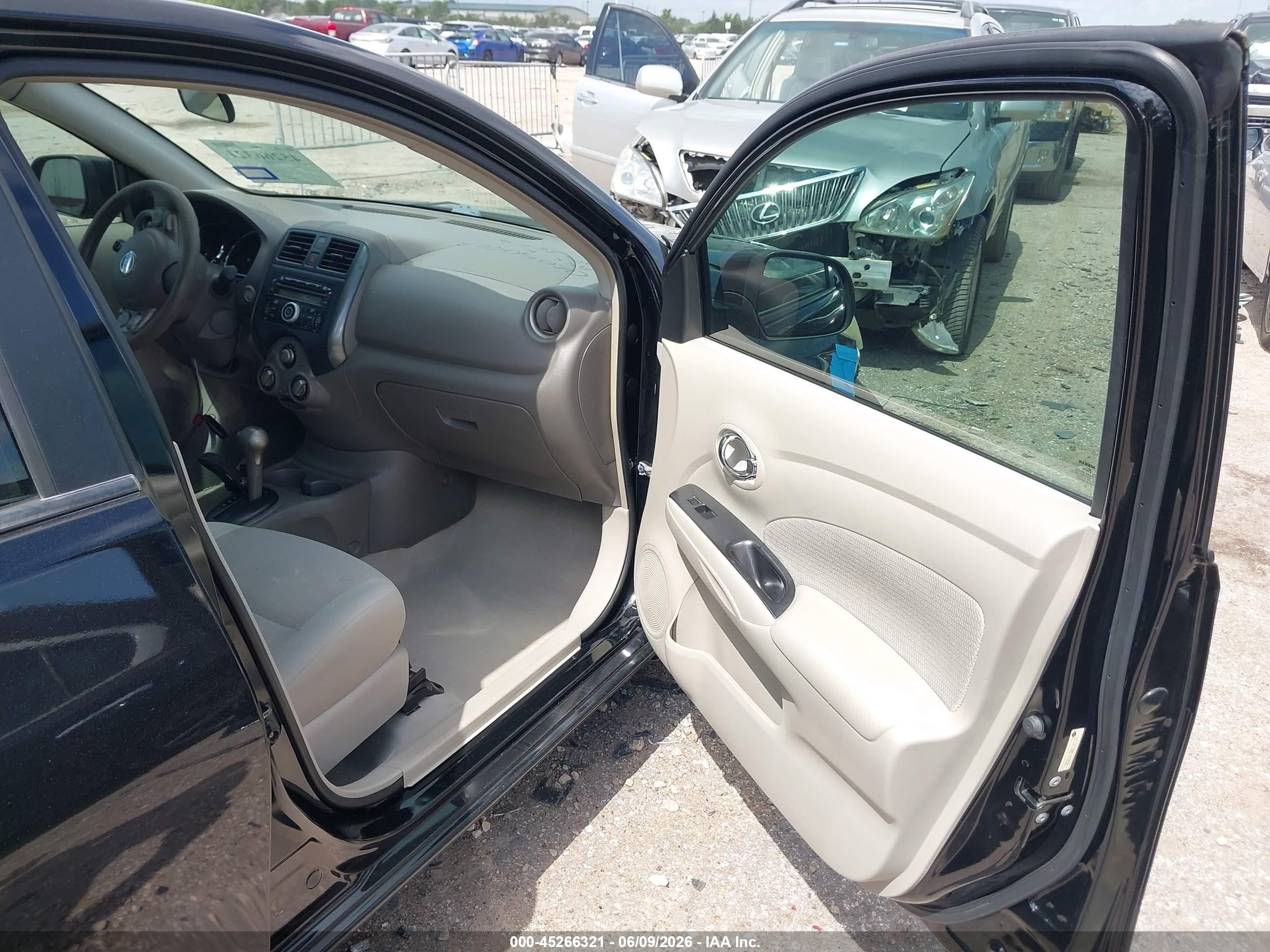 2013 Nissan Versa 1.6 Sl Black vin: 3N1CN7AP8DL856869