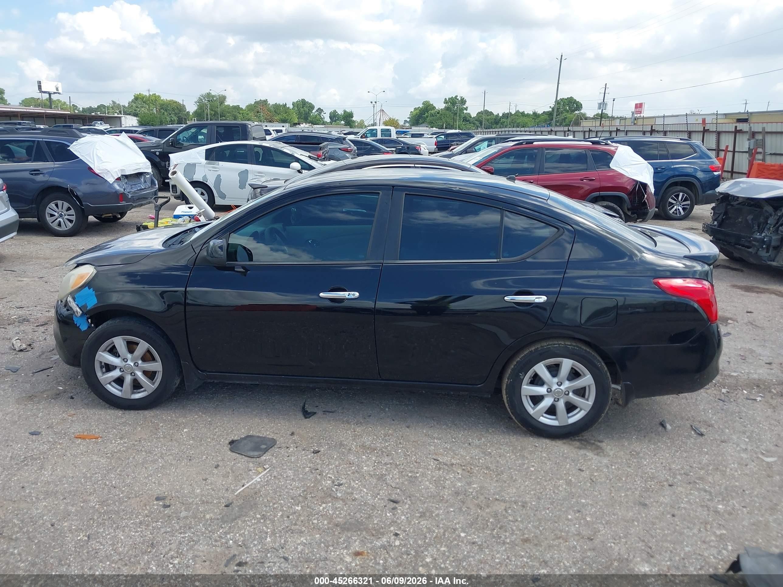 2013 Nissan Versa 1.6 Sl Black vin: 3N1CN7AP8DL856869