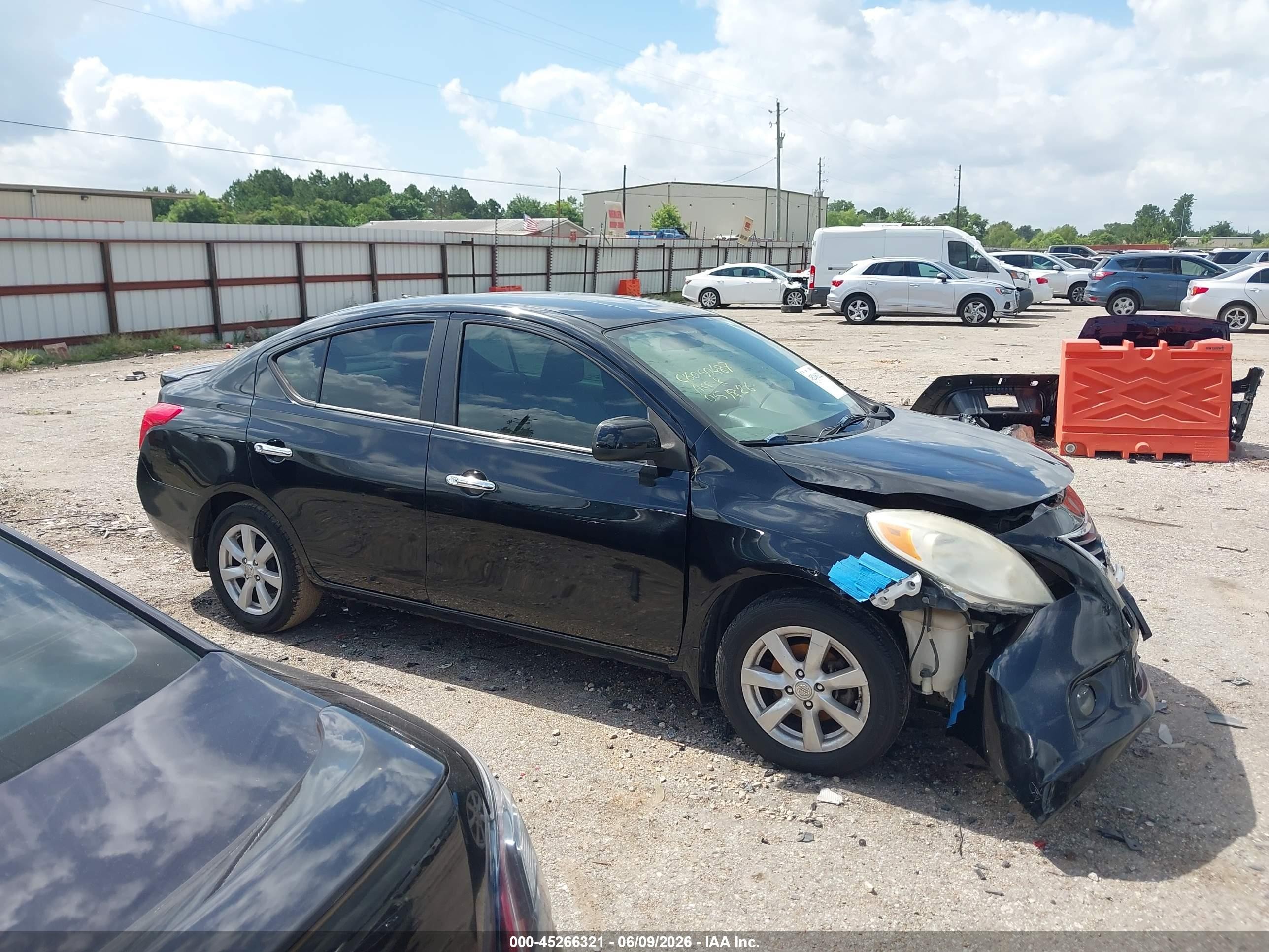 2013 Nissan Versa 1.6 Sl Black vin: 3N1CN7AP8DL856869