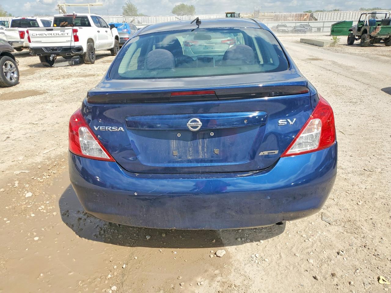 2013 Nissan Versa 1.6 S Blue vin: 3N1CN7AP8DL866611